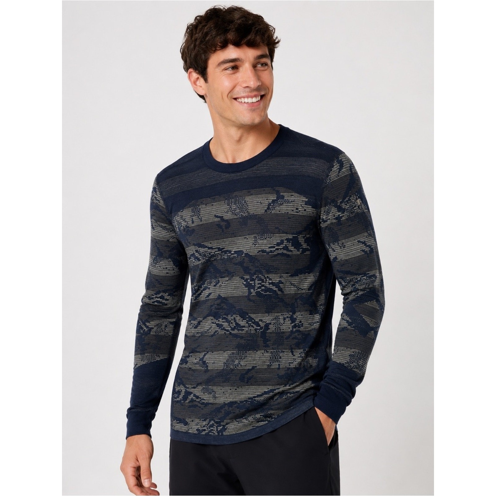 SMARTWOOL Intraknit 200 Merino Base Layer Crew Deep Navy Mountain Size M