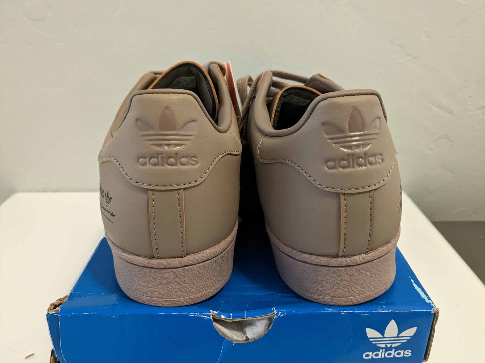 adidas Superstar Originals Chalky Brown Tan Earth GY9641 Men’s Shoe Size 9.5