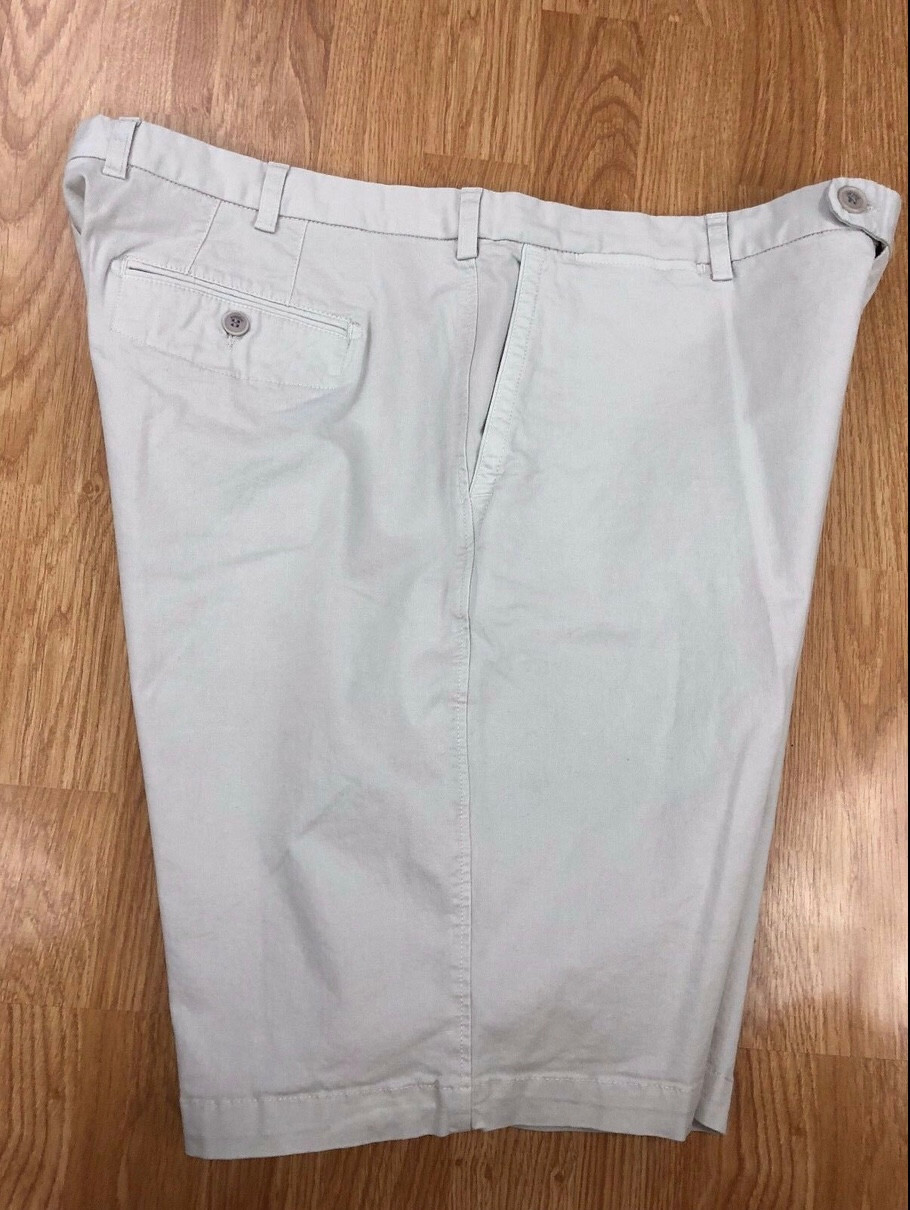Bugatchi Uomo Men’s Size 40 Beige Cotton Blend Flat Front Walking Shorts