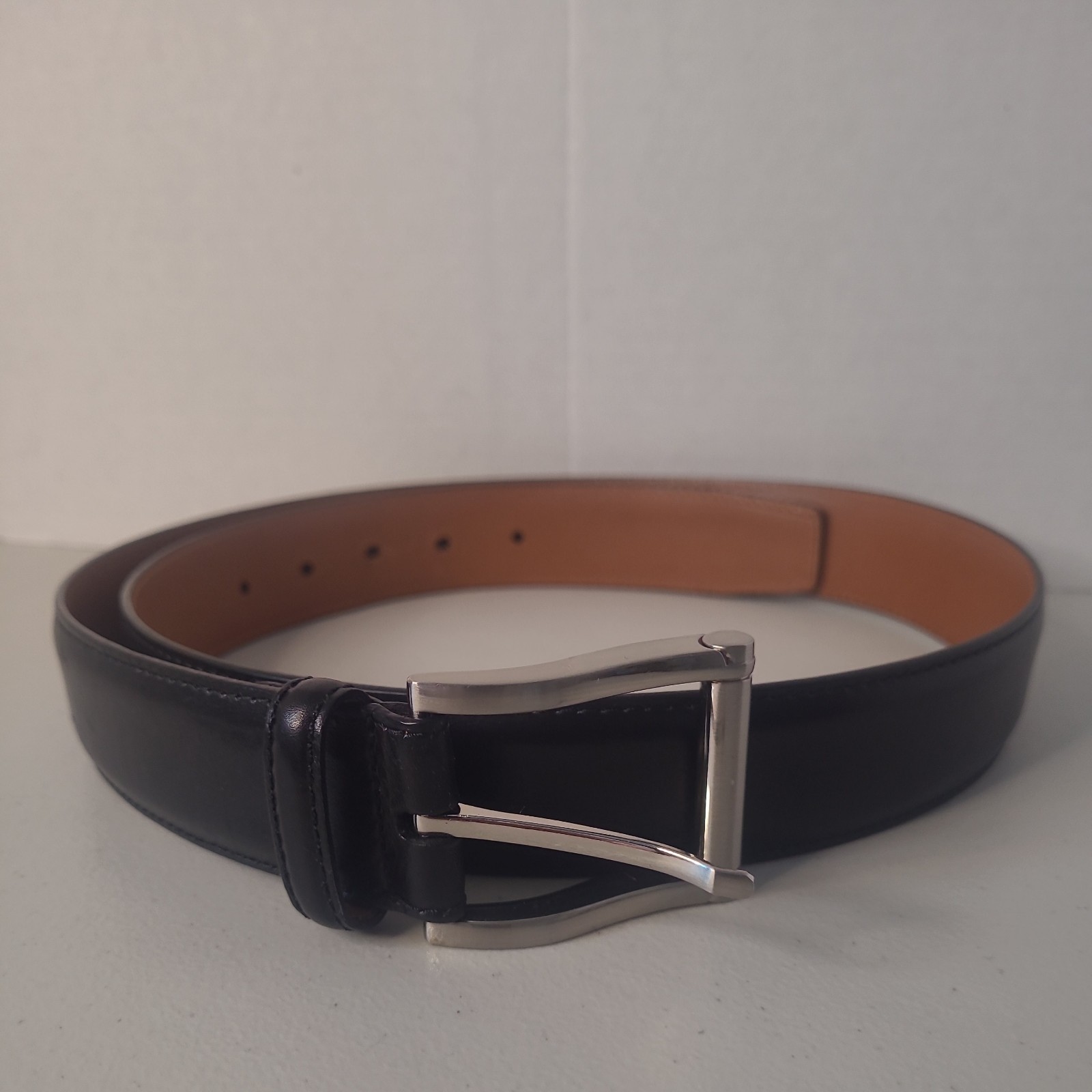 magnanni leather belt made in Spain 36 inch. 1121