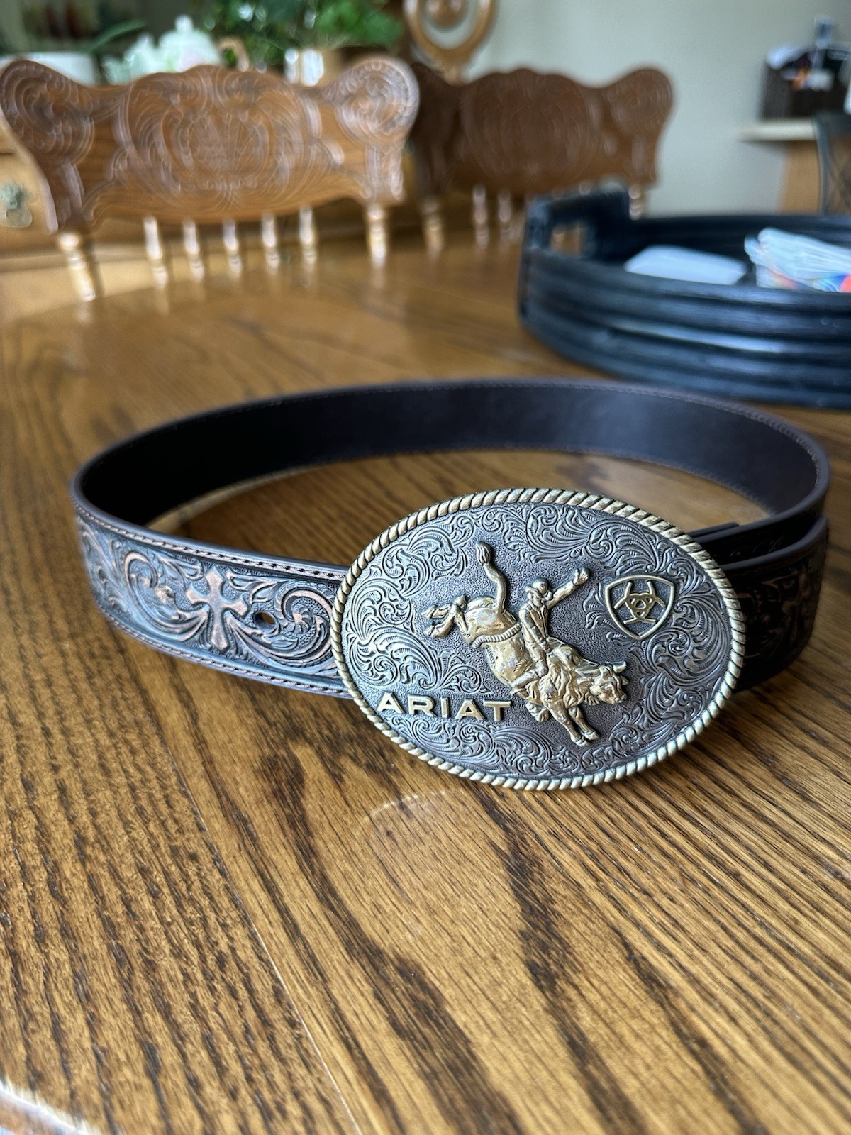 Women’s Nocona Belt & Ariat Buckle