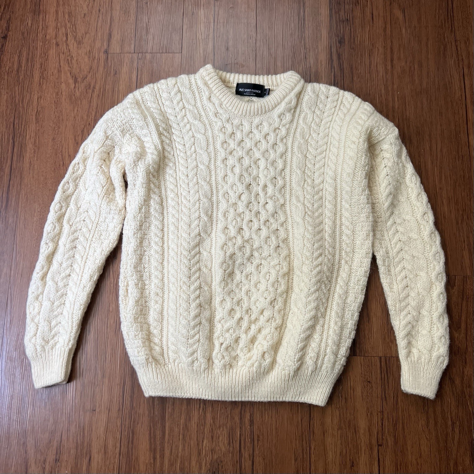 Rue Saint Patrick Sweater Medium Men’s Ivory Cable Knit Pullover Ireland Fisher