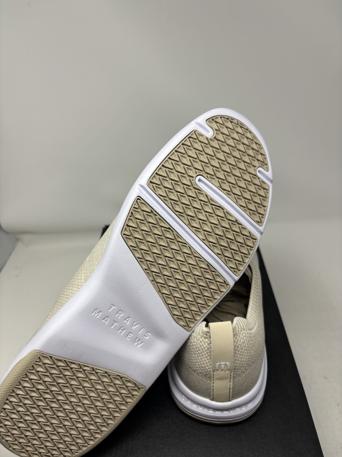 Travis Mathew The Daily Lite Italian Sand Beige White Sneaker Men’s Size
