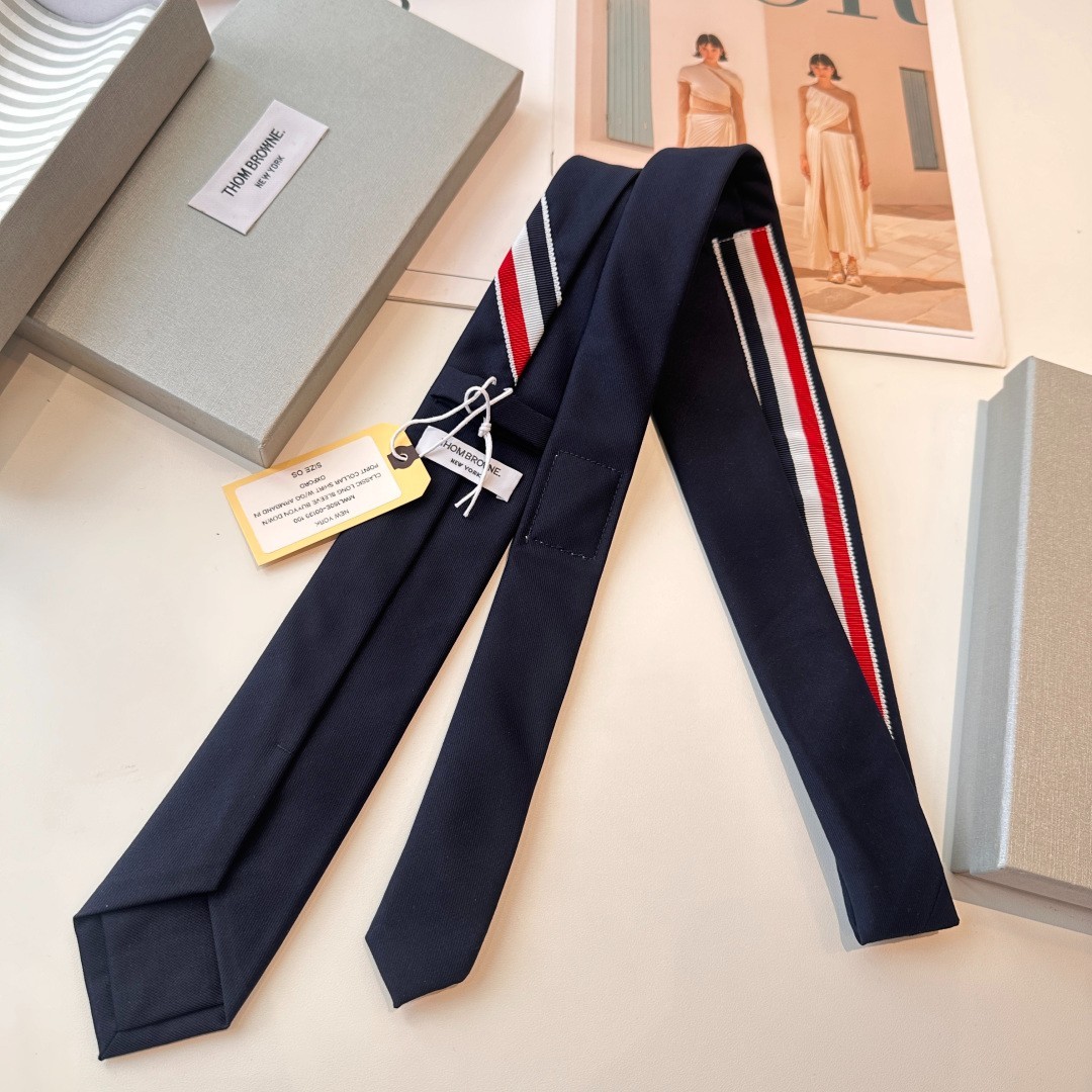 Thom Browne Men’s Wool Tie