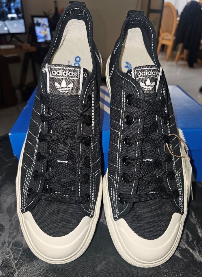Adidas Nizza RF Core Black/White Size 10M – EE5599