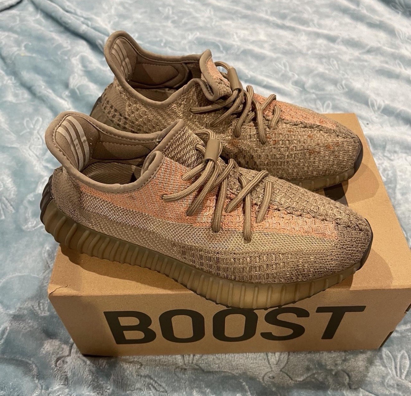 adidas Yeezy Boost 350 V2 Sand Taupe Primeknit Sneakers Brown Tan Lace Up