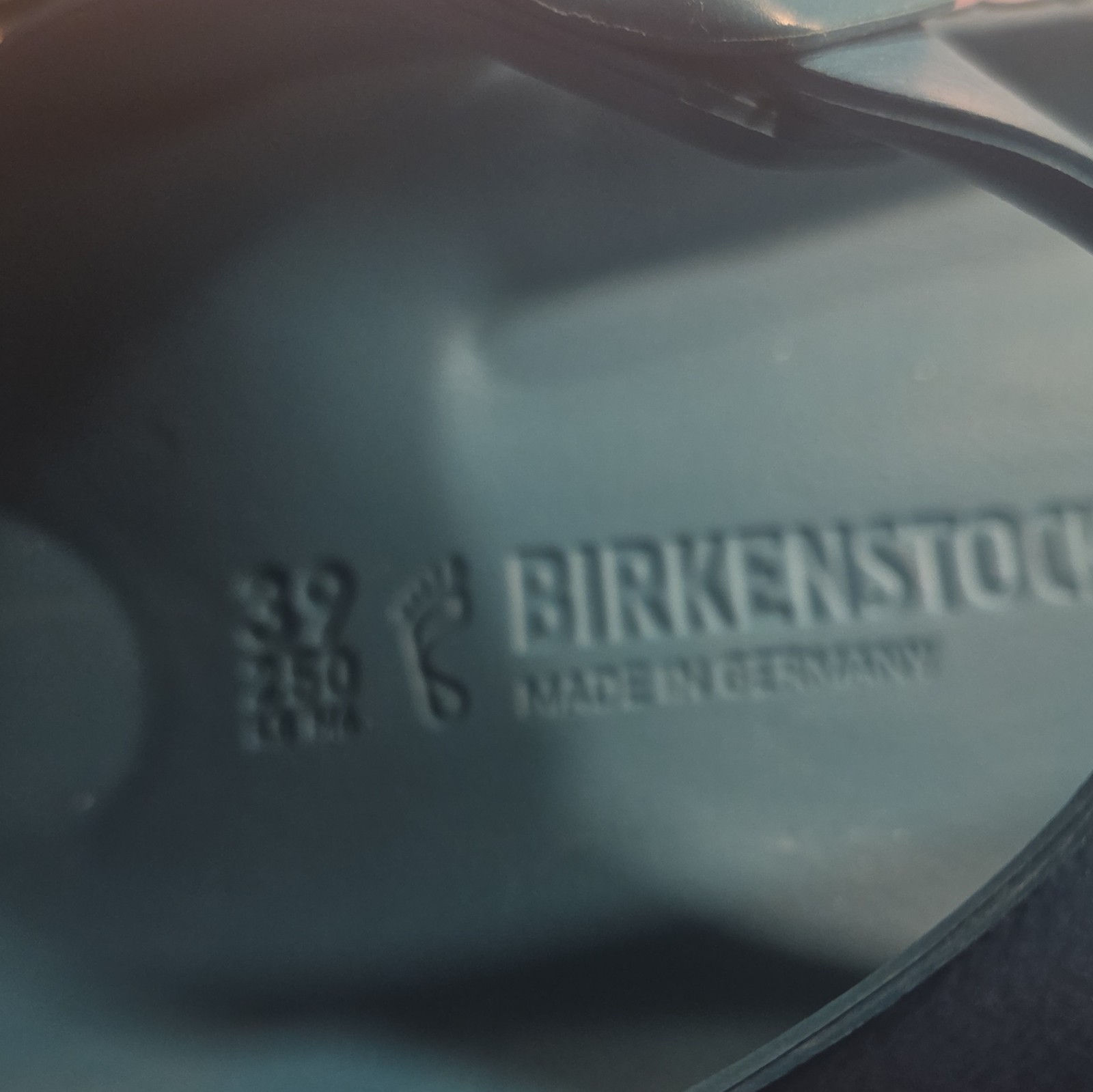 Birkenstock Women’s Turquoise Thong Sandals Gizeh EVA Waterproof EU 39 US 8 -8.5