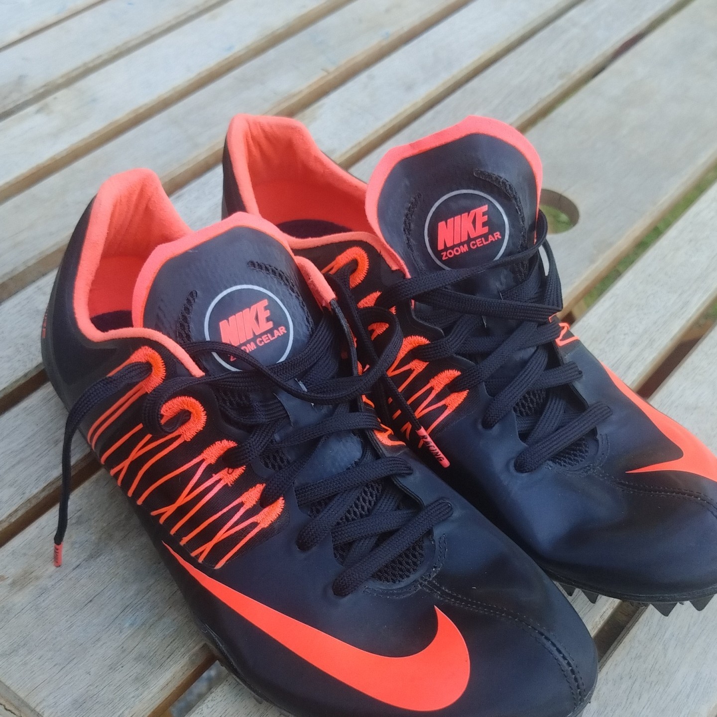 Nike Zoom Celar Flywire Men’s Soccer Cleats Black/Orange Low Top Lace-Up Plastic