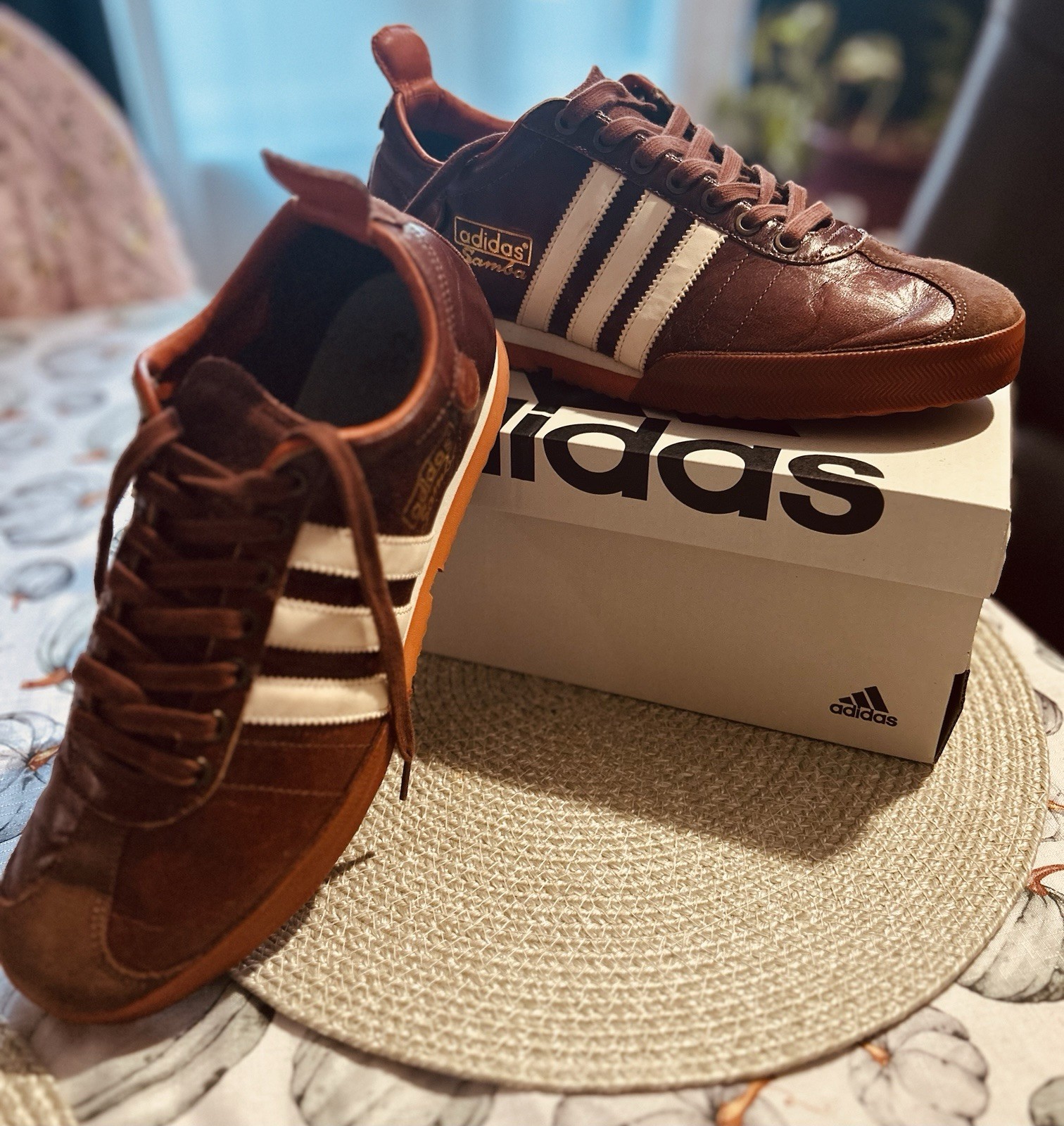 Men’s Vintage Adidas UFO Samba Brown Orange Leather Sneakers US 9.5 Rare 2004