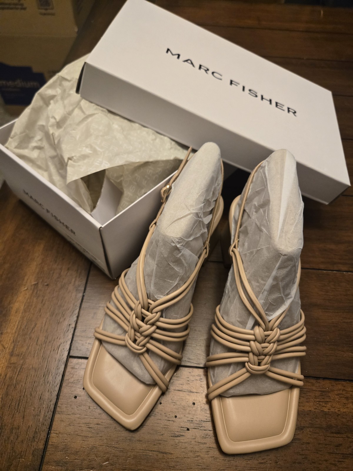 NEW In Box Marc Fisher Ankle Strap Sandal (Light Natural) Floor Display Size 7.0