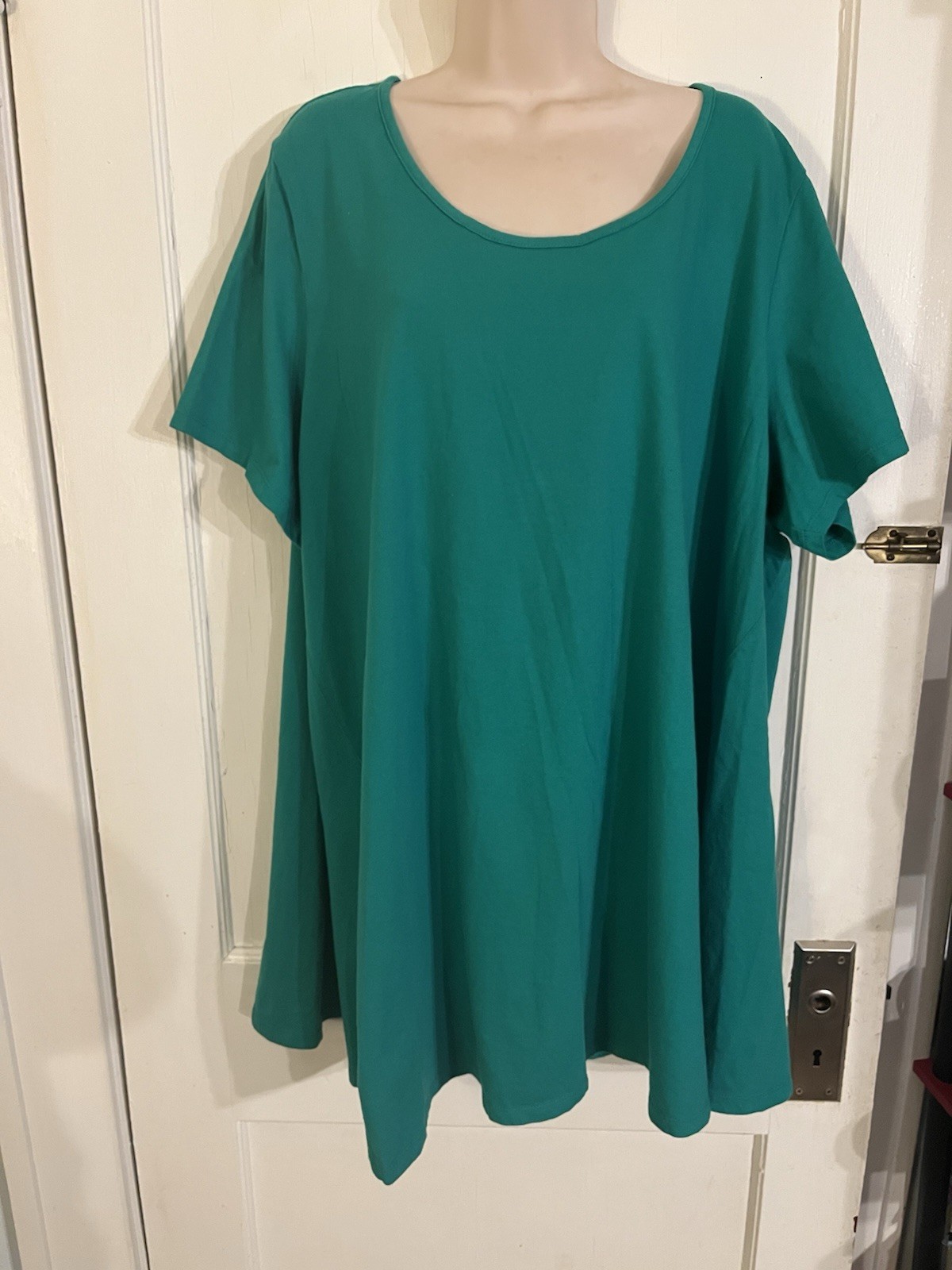 Roman’s Women’s T-Shirt Size 26 / 28 (Roman’s Sz 2X) Green, 100% Cotton