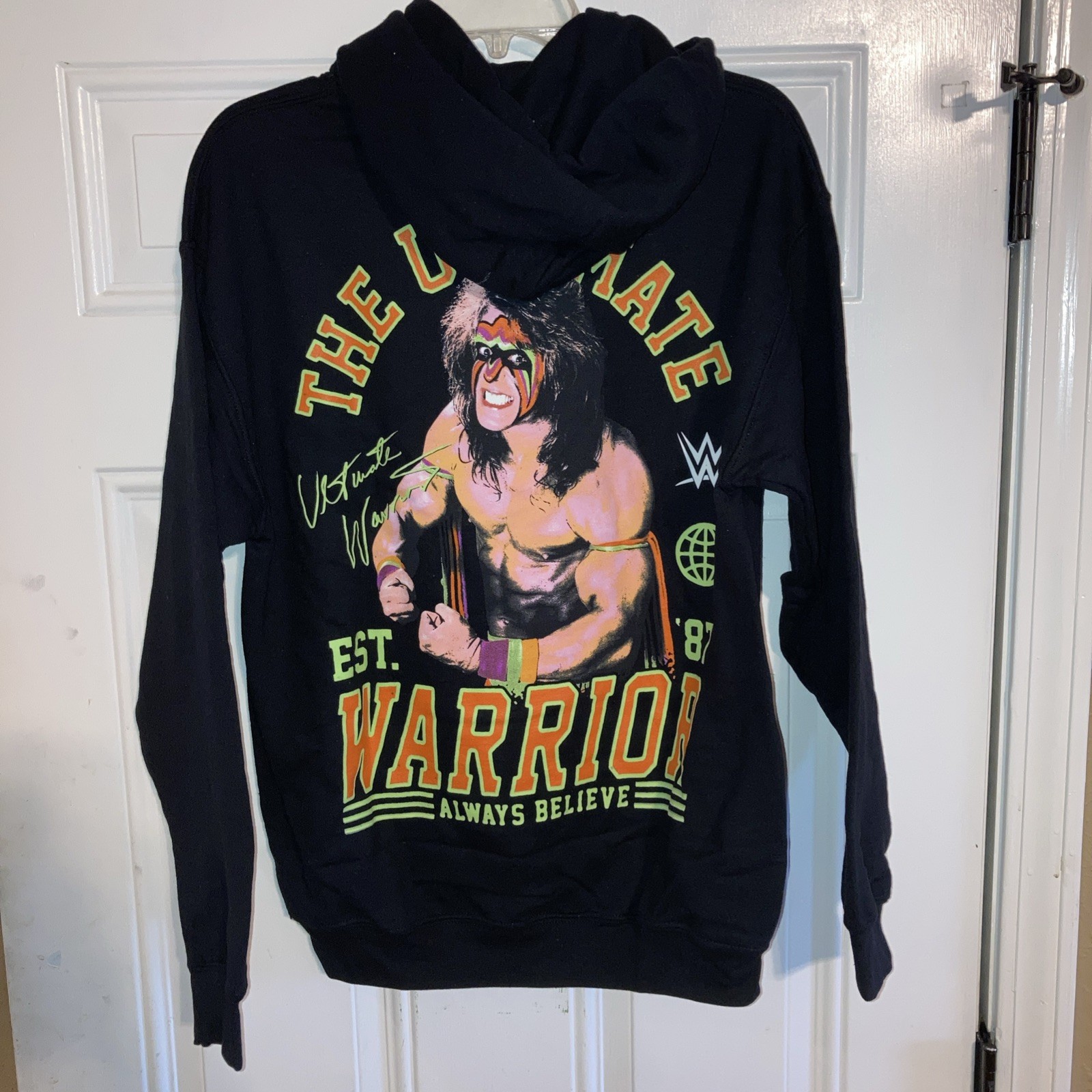 Men’s Ripple Junction Black The Ultimate Warrior Pullover Fleece Medium