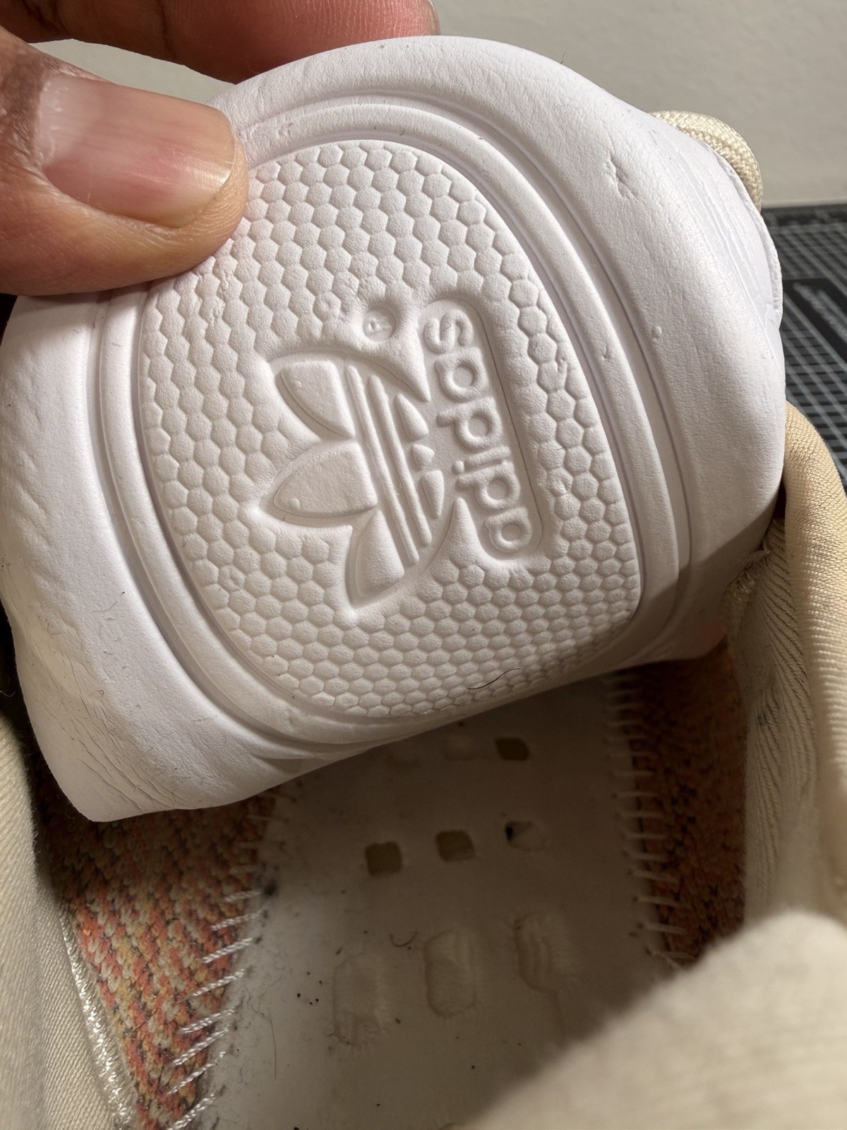 adidas Yeezy Boost 350 V2 MX Oat Beige Primeknit Low Top Sz 10 VNDS Sneakers