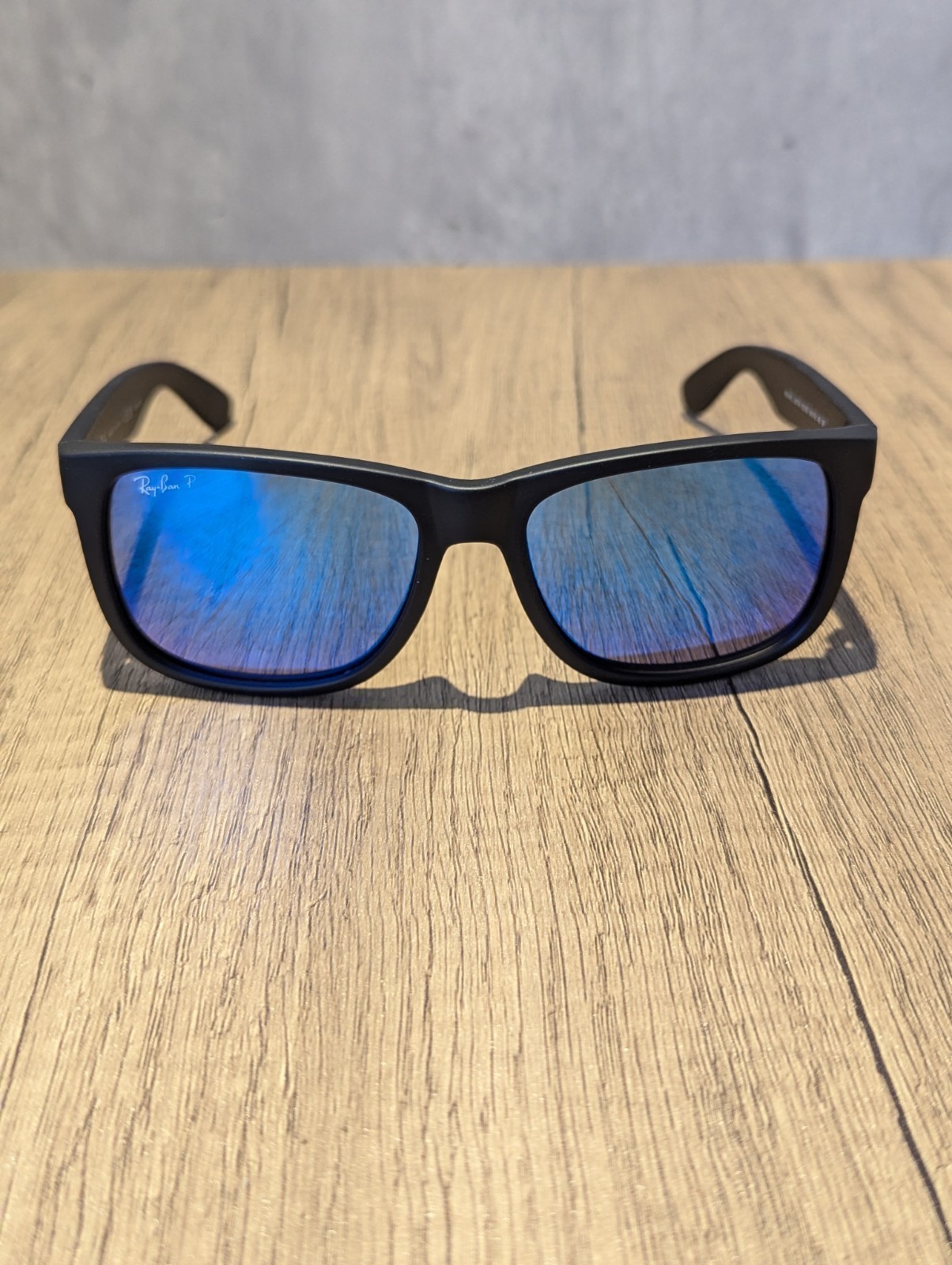 Ray-Ban RB4165 622/55 Black Frame Blue flash Polarized Lenses sunglasses-54mm