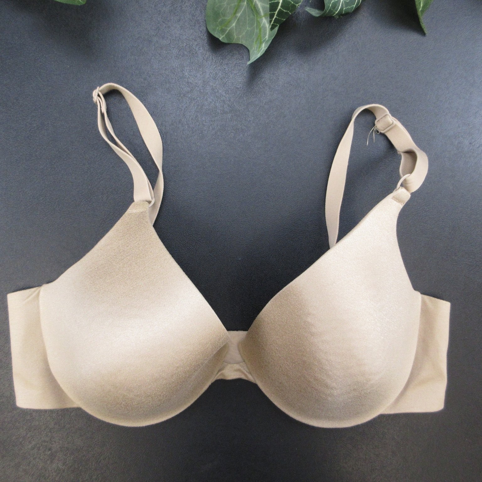 Maidenform Women’s Bra Nude 34D Padded Underwire Seamless T-Shirt Comfort