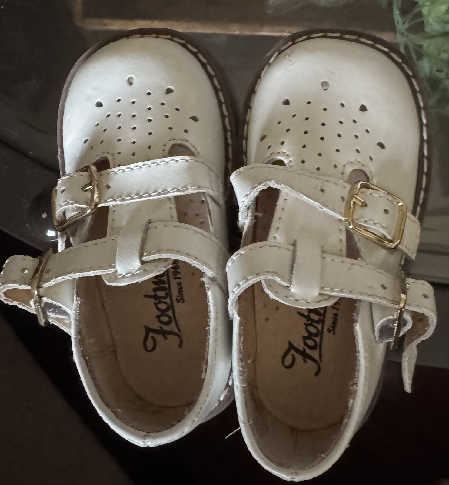 Footmates Girls Shoes Danielle White Leather Sz 3.5 M