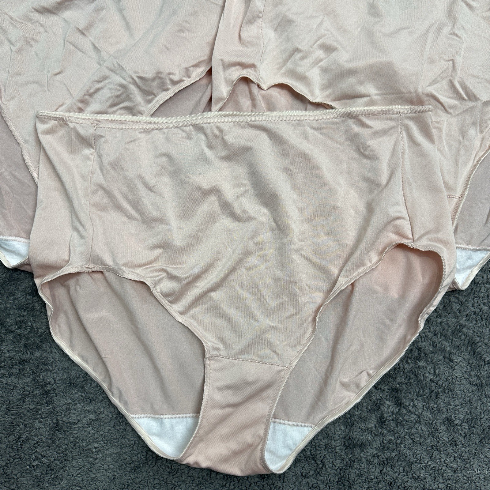 NWOT 5 Pair Hanes Cool Comfort Microfiber Tab Free Briefs Size 8 XL Pink Beige