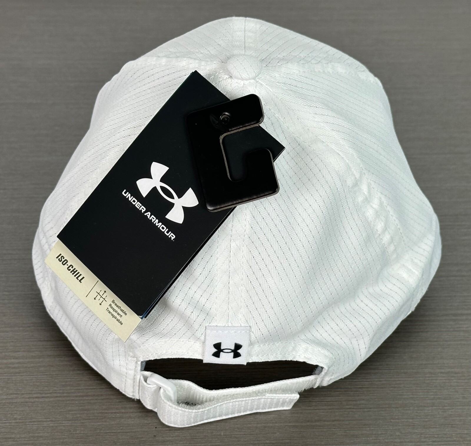 Under Armour Men’s White Baseball Cap /Hat Adjustable Strap ISO-Chill OSFM NWT