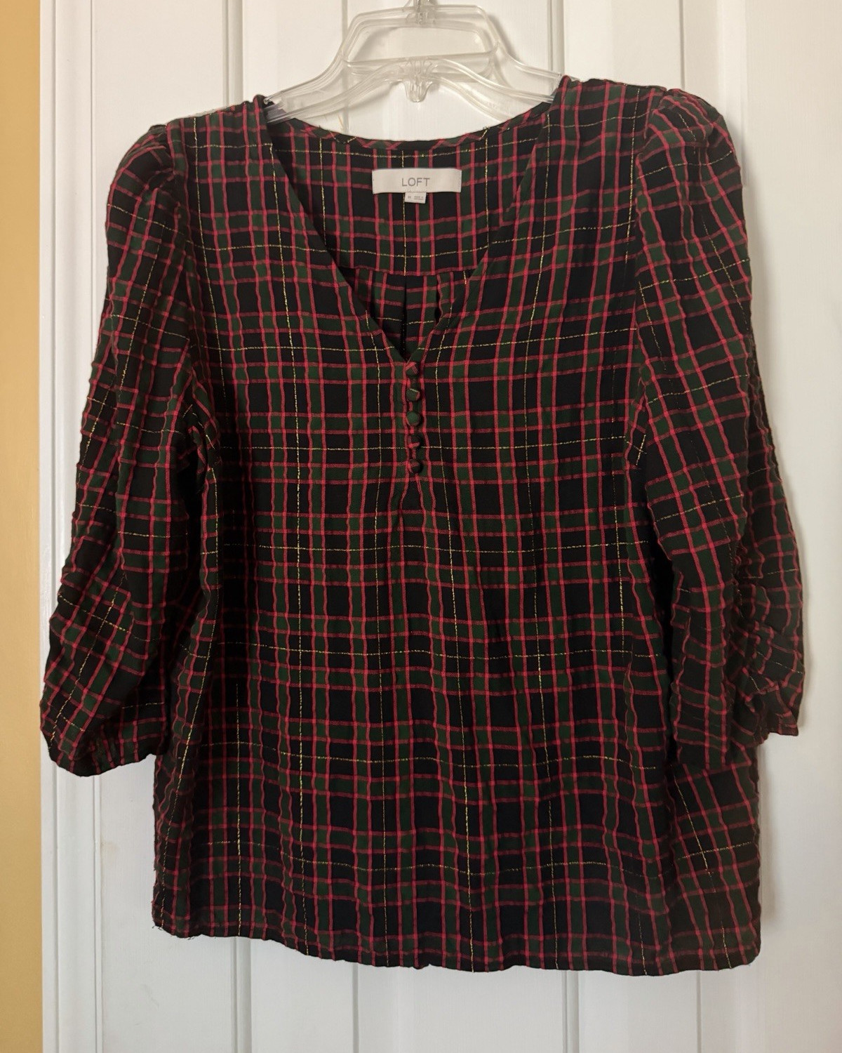 LOFT Womens Black Red Green Gold Plaid V-Neck Button Front Blouse 3/4 Sleeve M