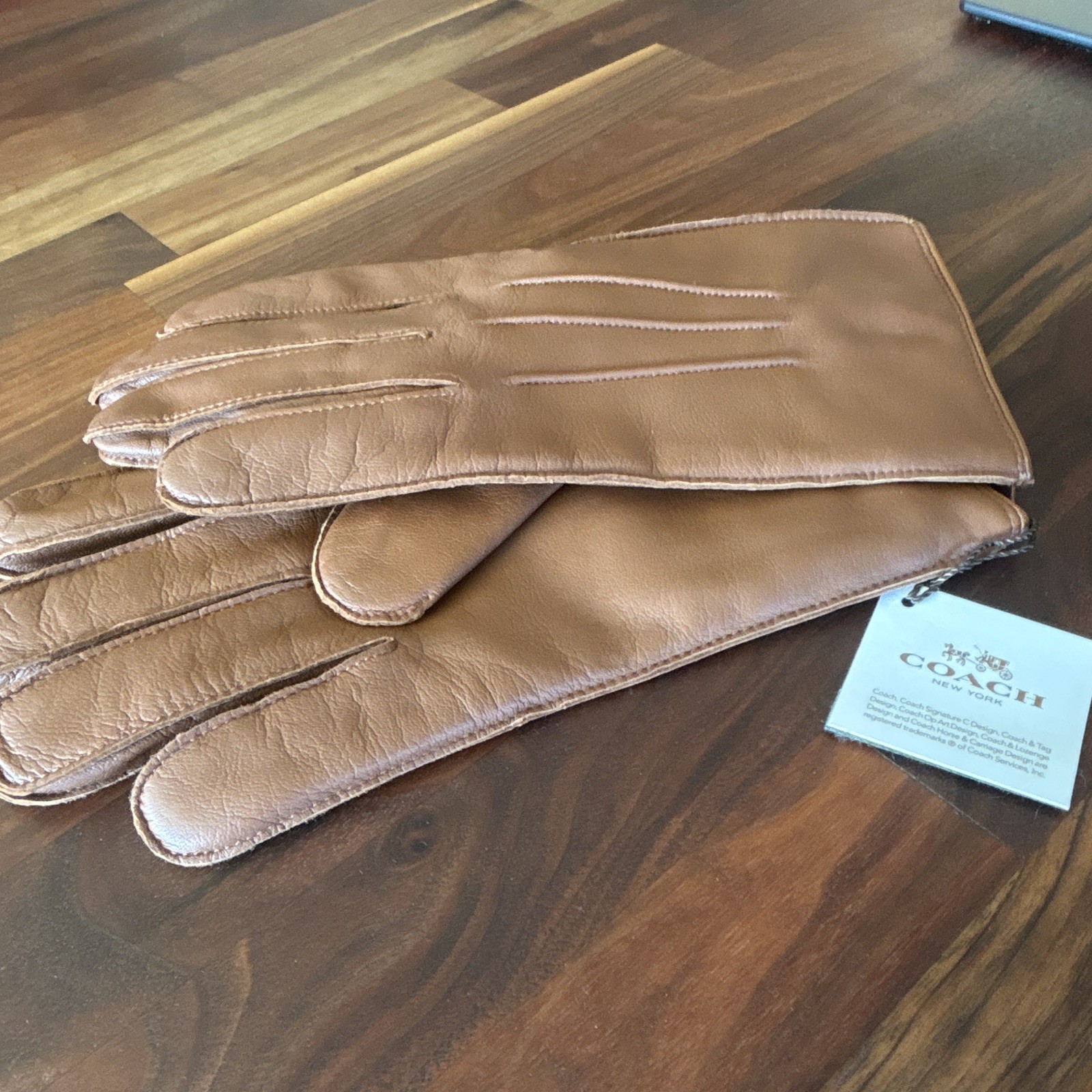 Coach Women’s Leather Wrist Gloves Brown Solid Classic Casual Size S