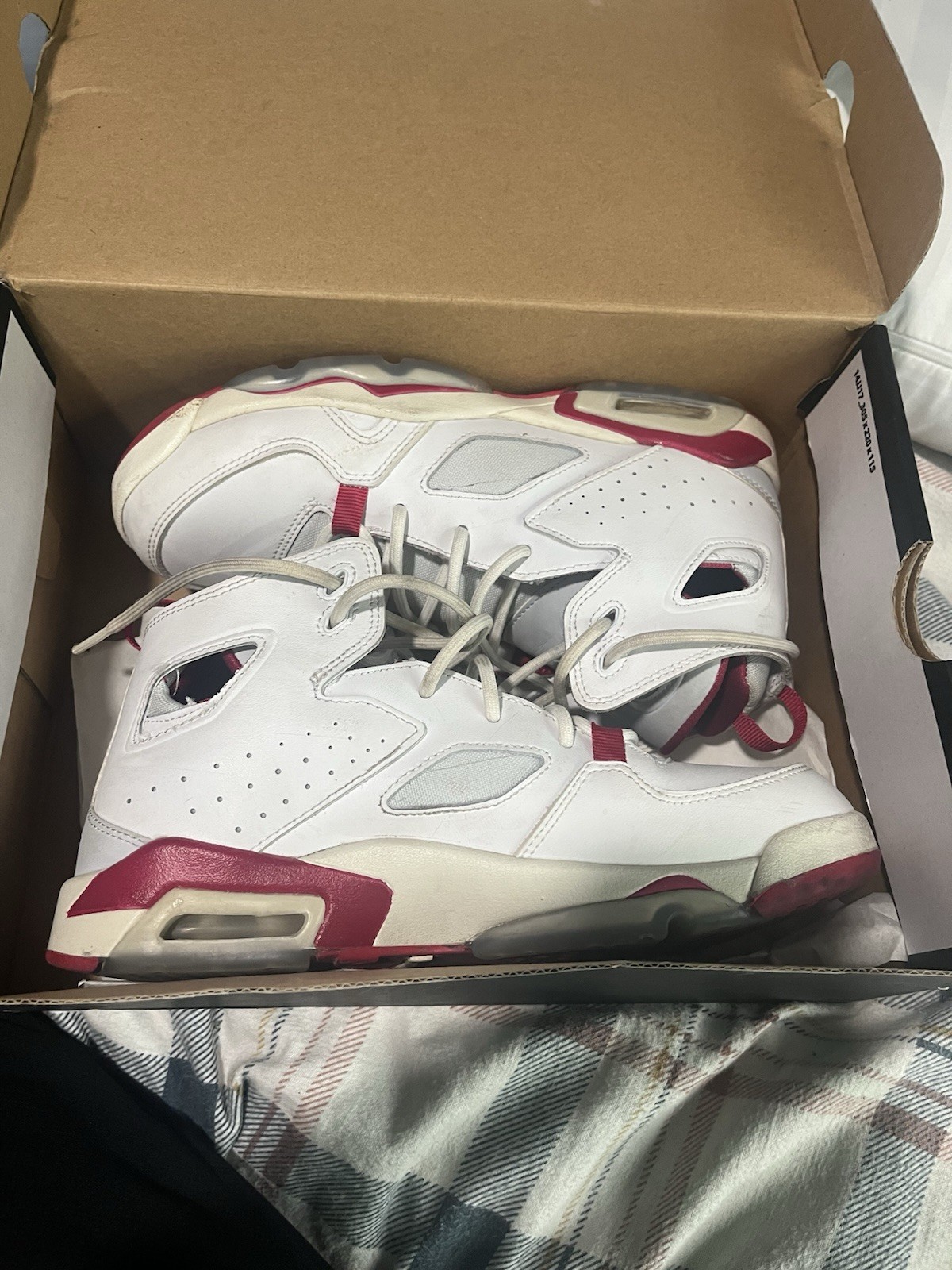 Nike Men’s Mid Top Athletic Sneaker Lace-Up White Red Gray Activewear