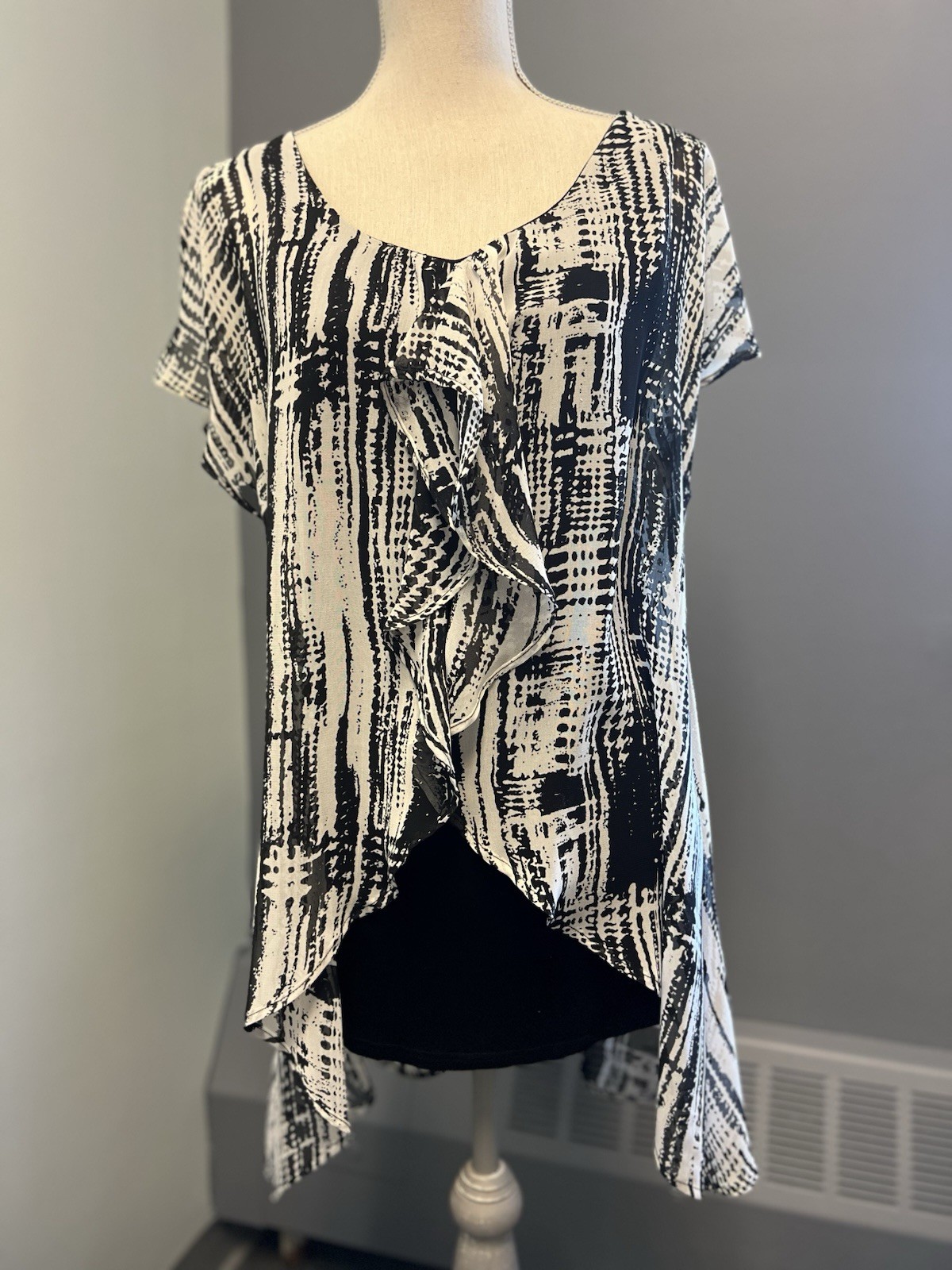 Mango Tango Black White Print Boutique Tunic M