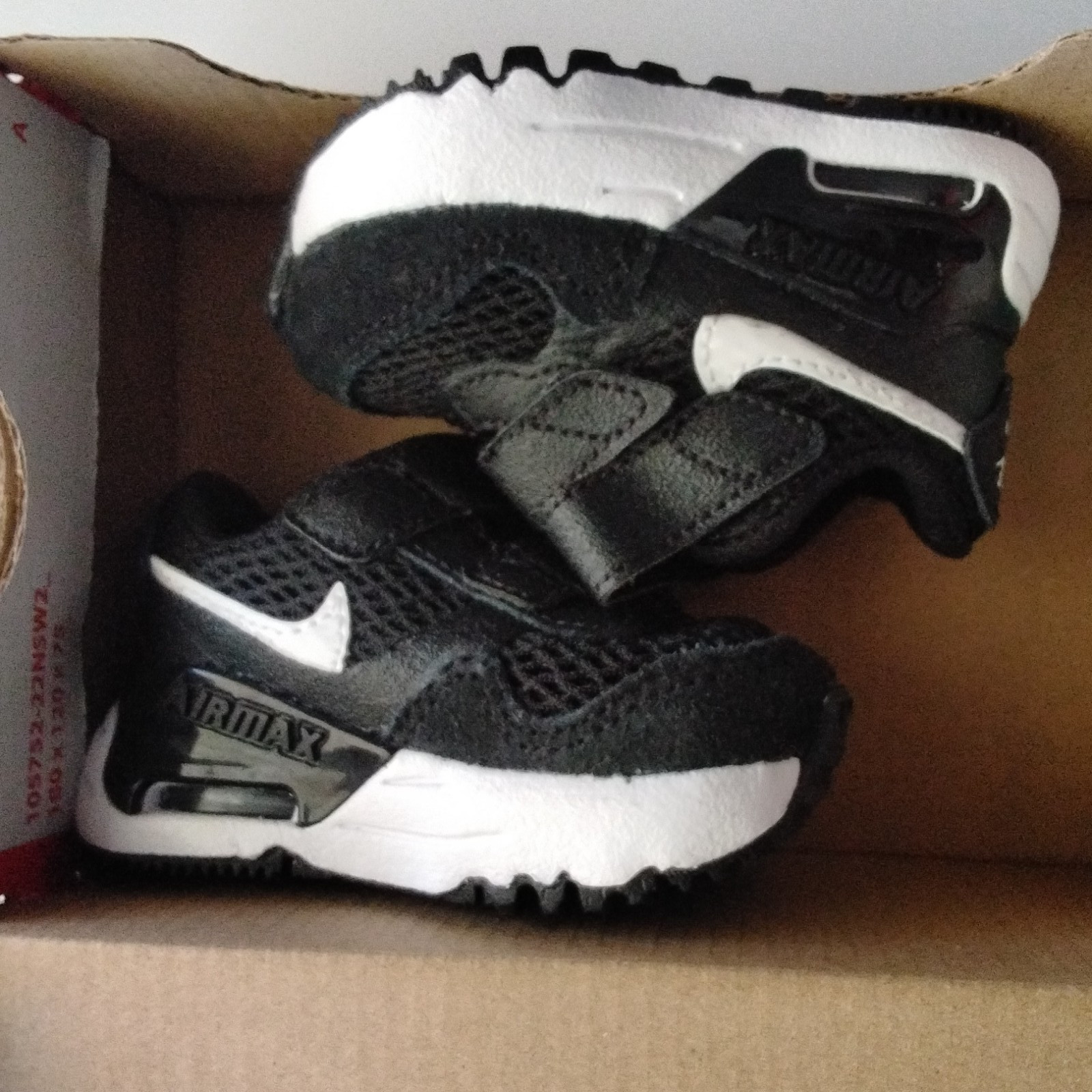 Nike Air Max SYSTM (TD) Toddler Sneaker Black/White Hook & Loop Strap 2C