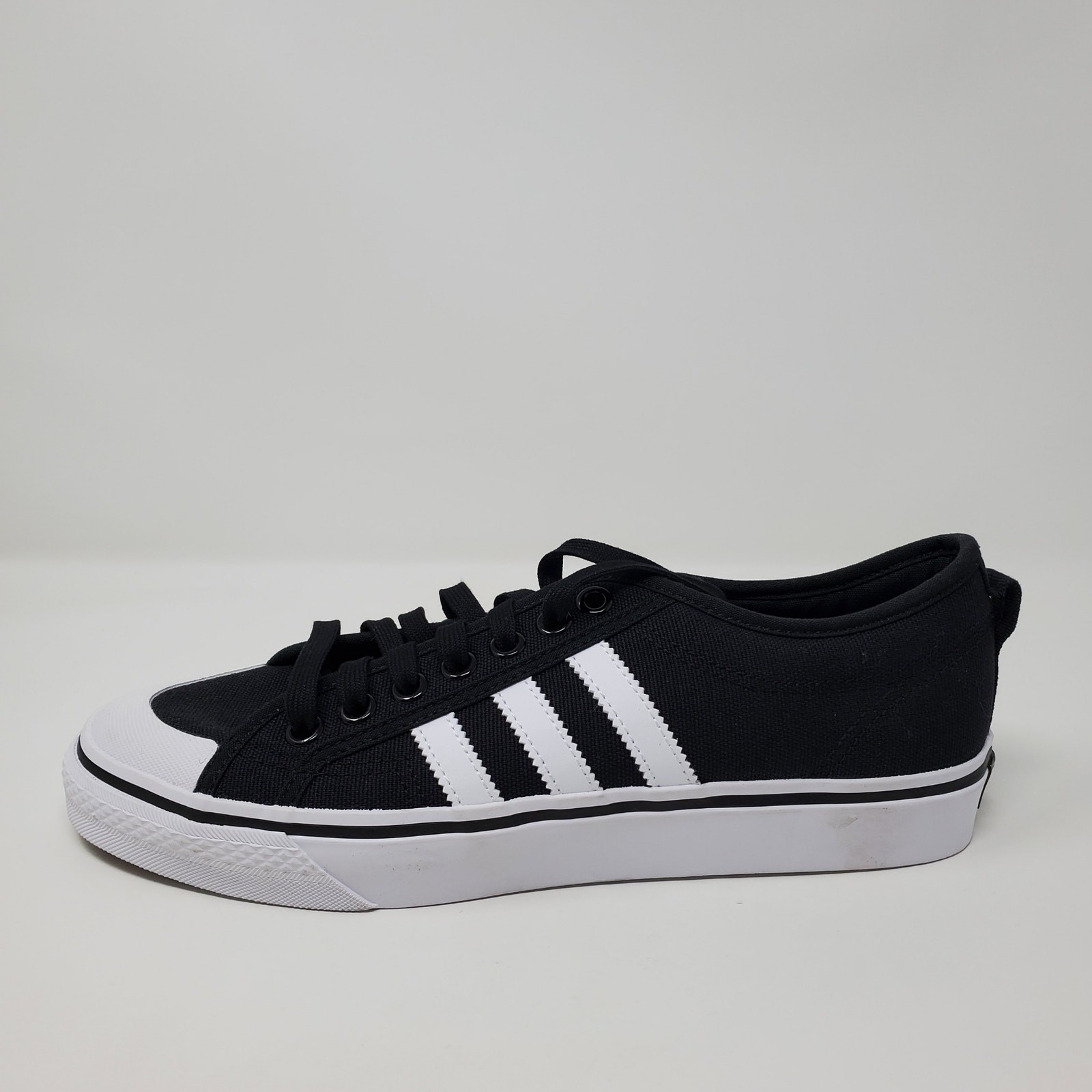 Adidas Nizza Originals Black And White Shoe Men’s Size 9.5 CQ2332