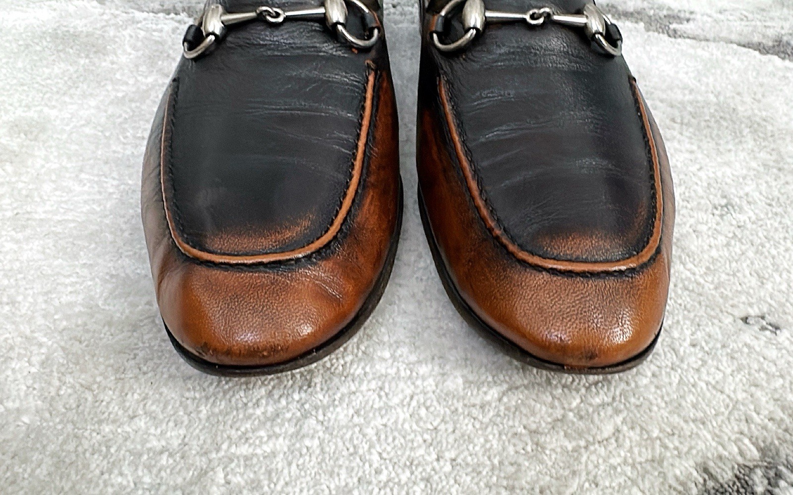 Authentic Gucci Silver Horsebit Two-Tone Leather Mens Loafer US6.5 EU40 UK6