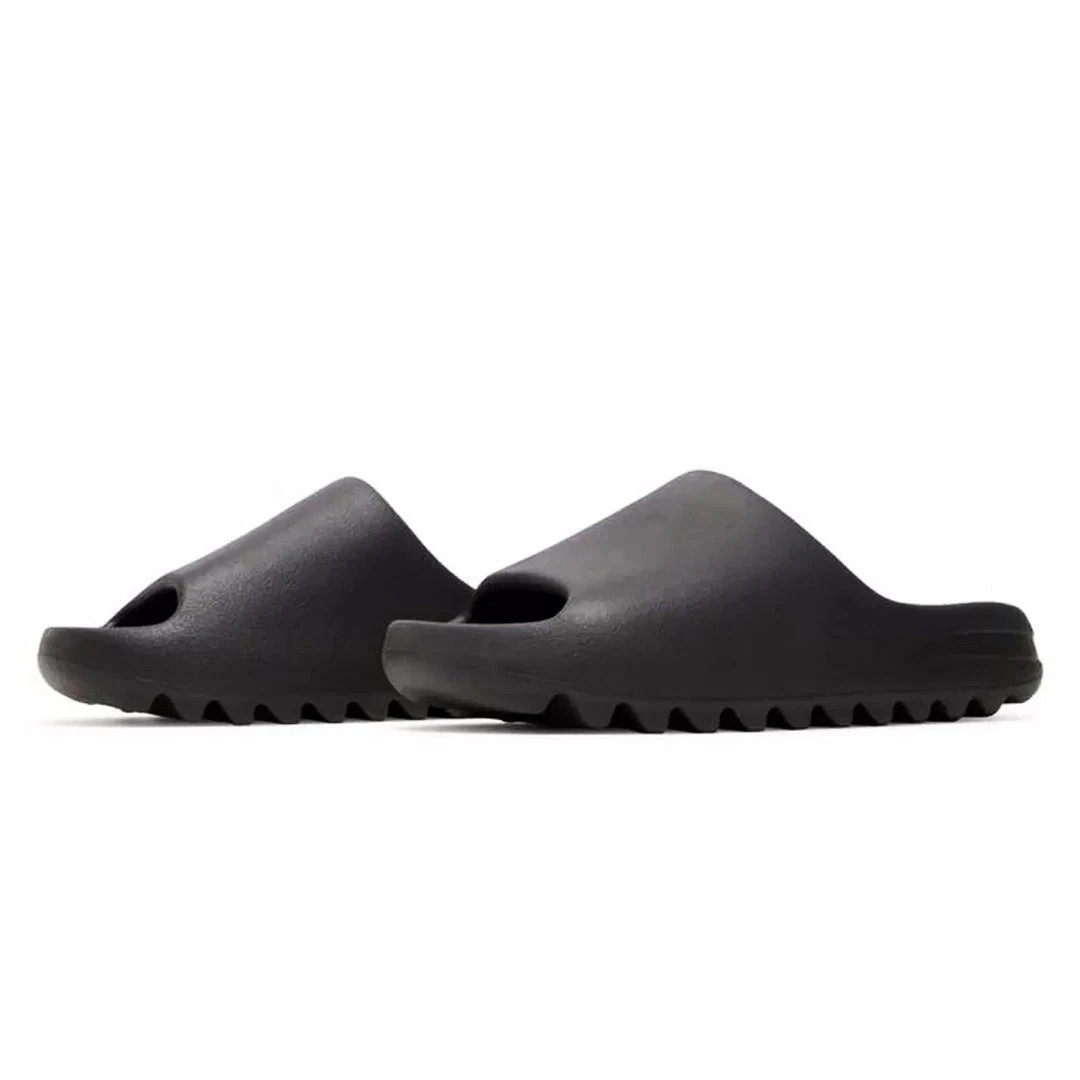 yeezy slide onyx size 7