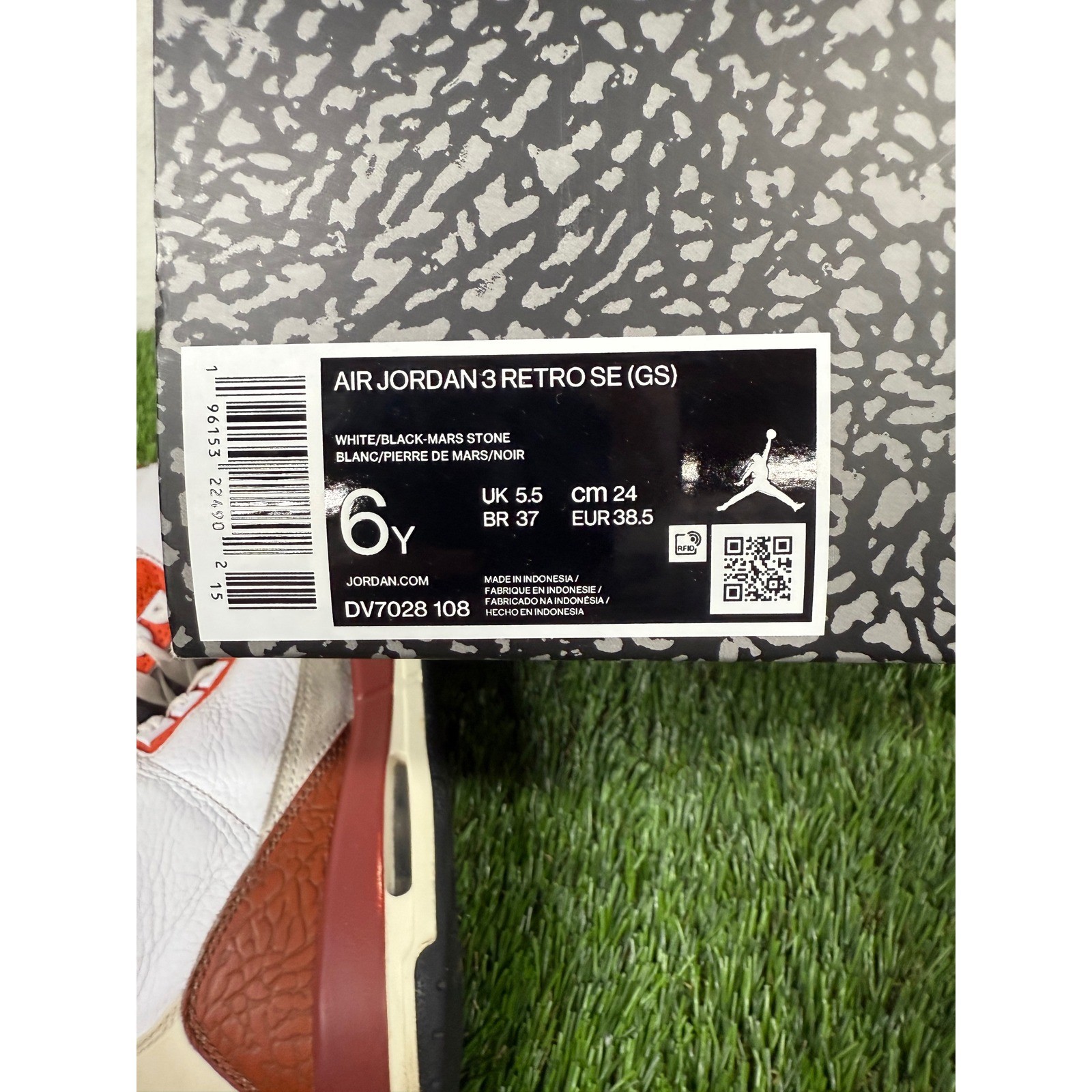 Nike Youth Air Jordan 3 Retro SE (GS) Size 6Y Mars Stone/ White |DV7028-108|