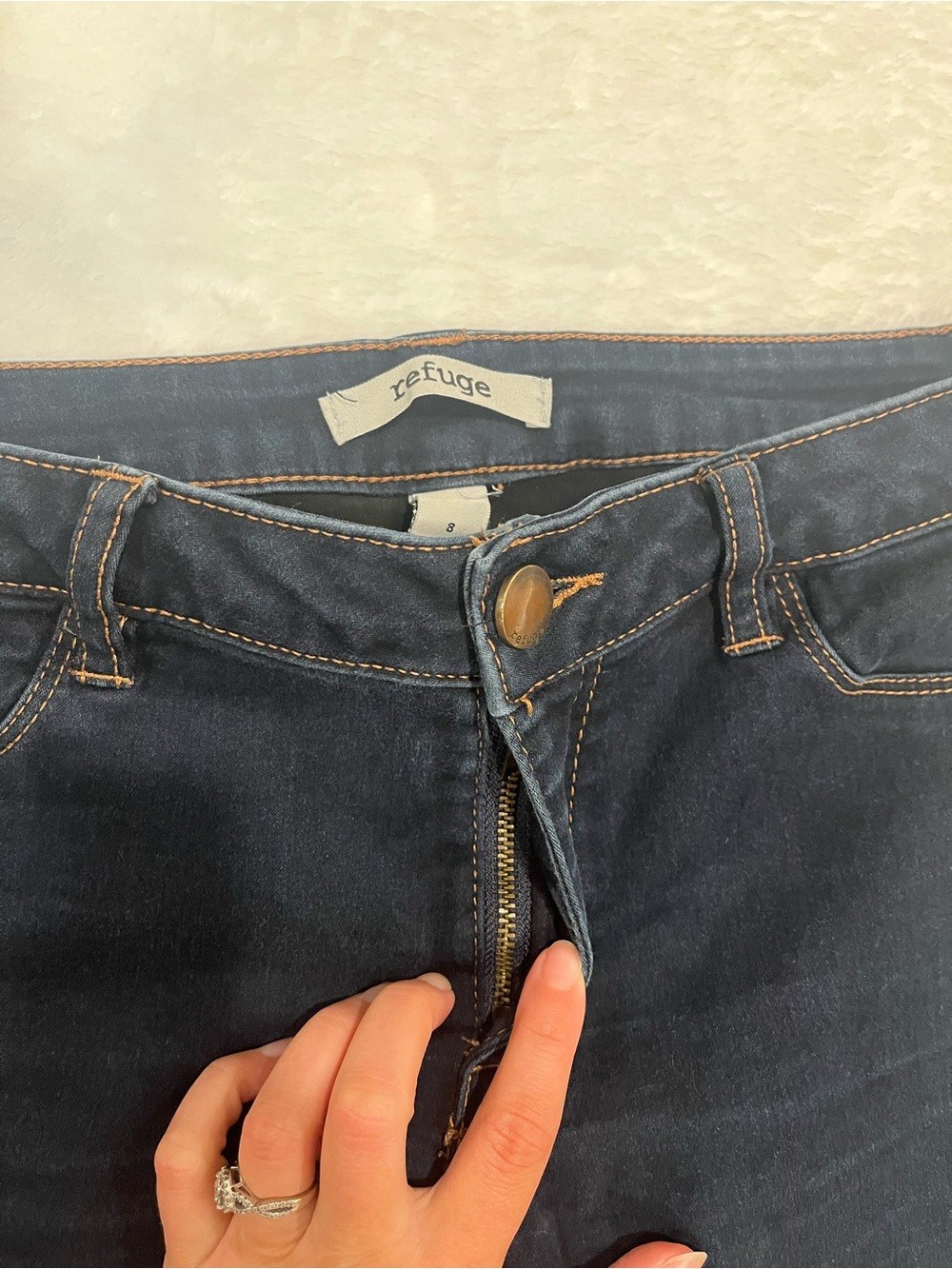Refuge Skinny Jeans | Dark Wash Denim | Size 8