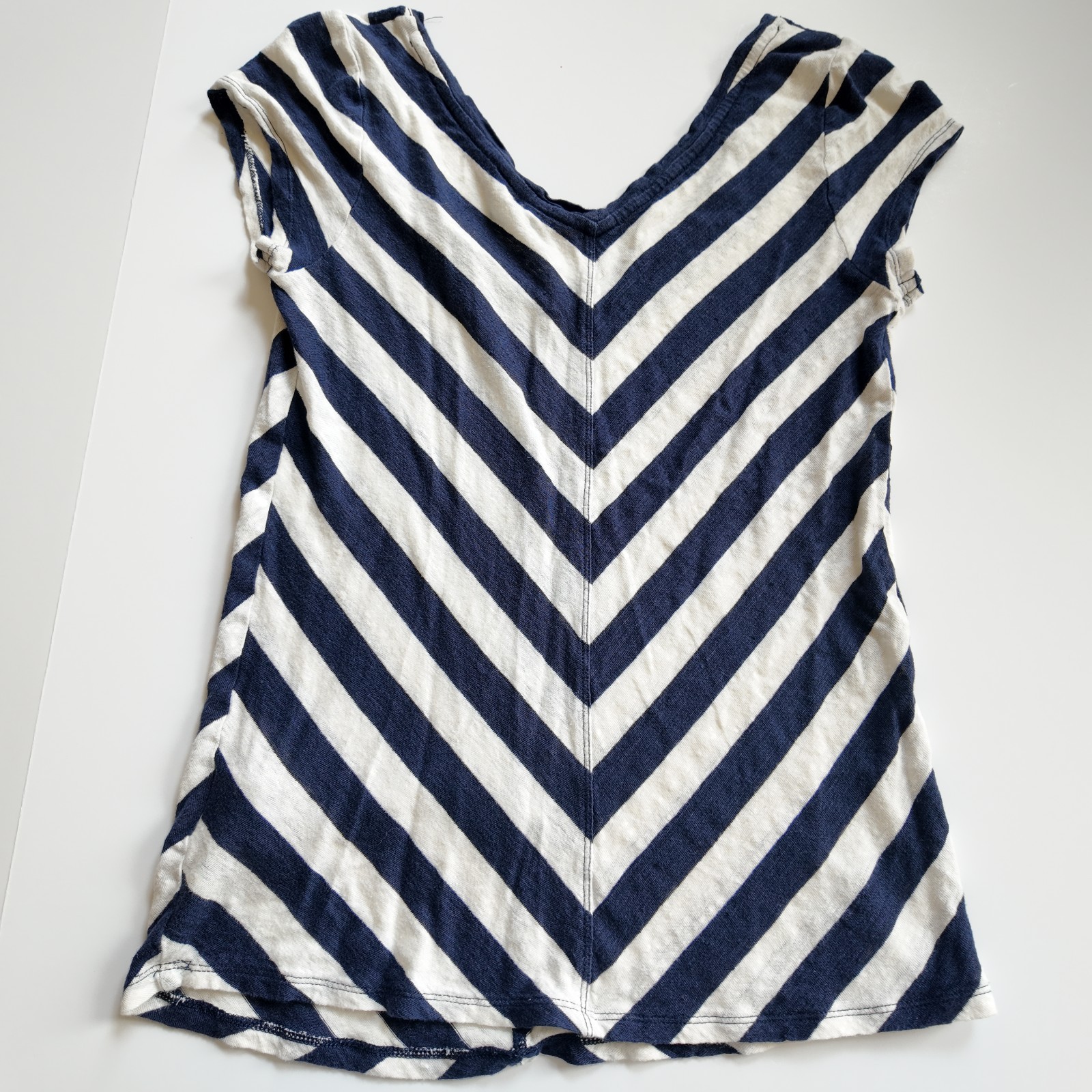 Boden BOHO chevron navy blue vneck top size s small