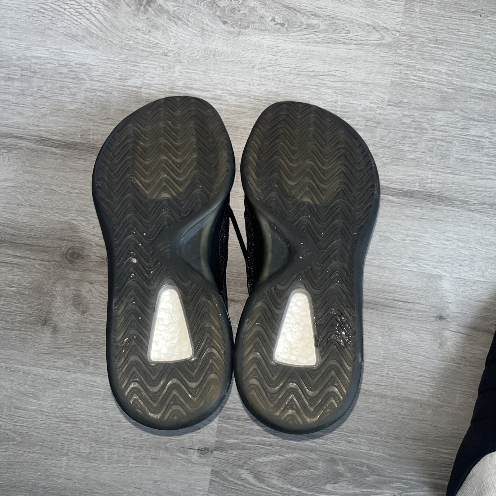 Size 13 – adidas Yeezy Quantum Onyx
