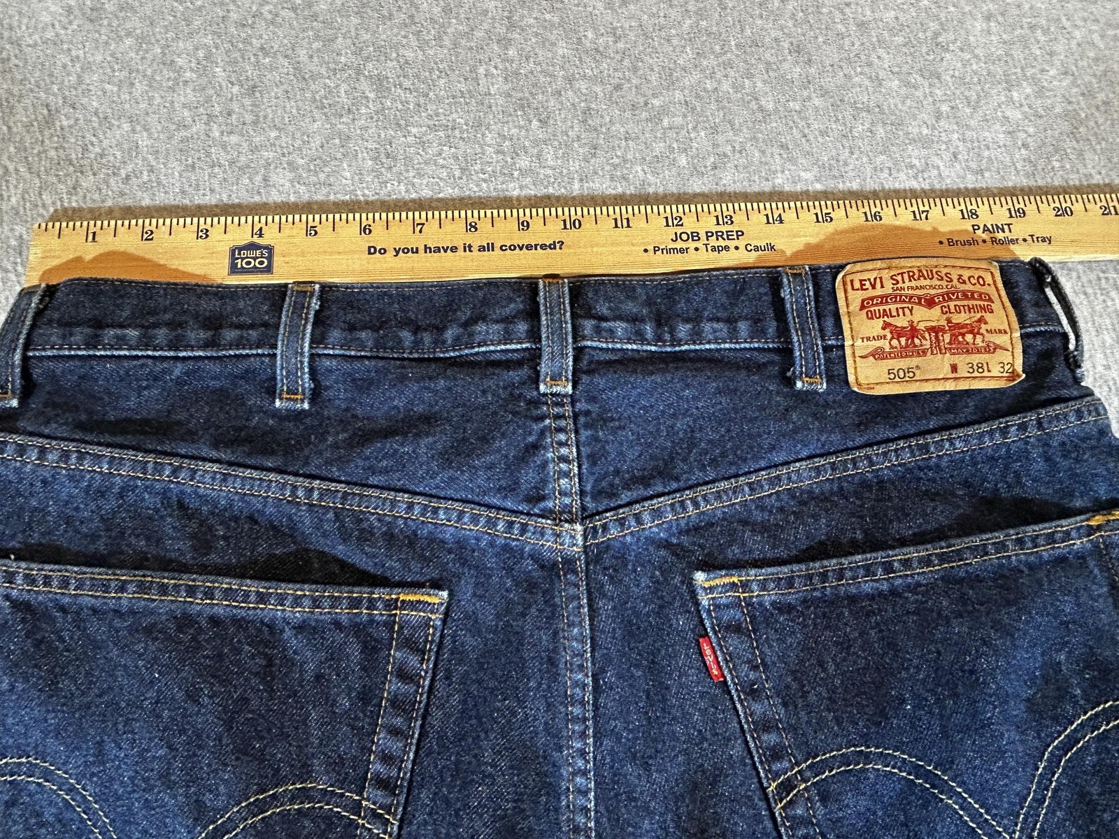 Levis 505 Jeans Mens 38×30 Regular Fit Straight Dark Wash Blue Americana Classic