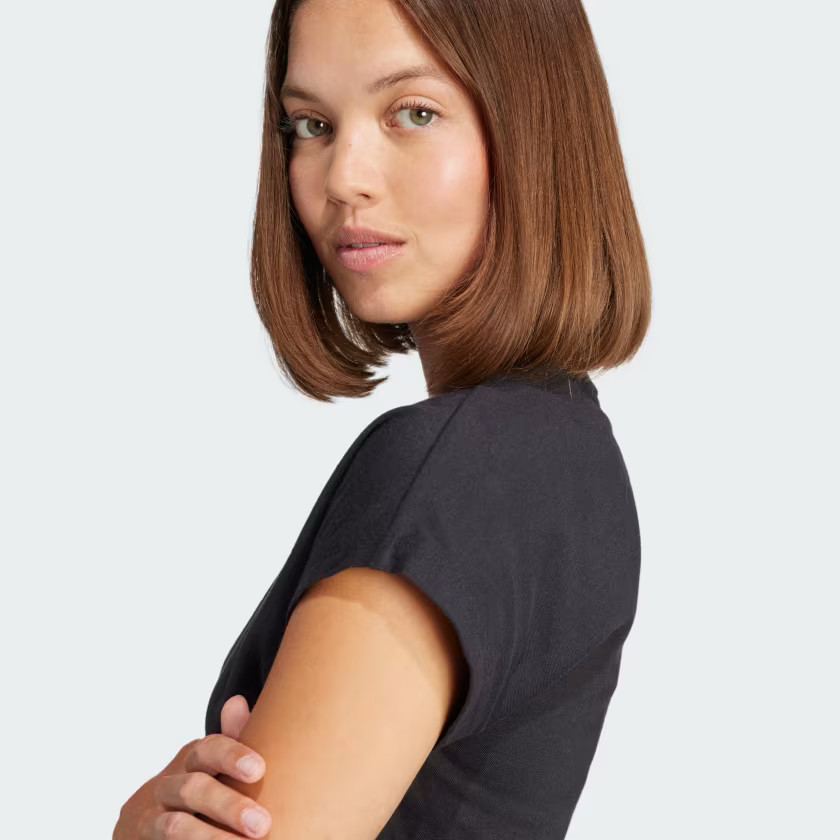 adidas women Essentials Linear Cotton Tee