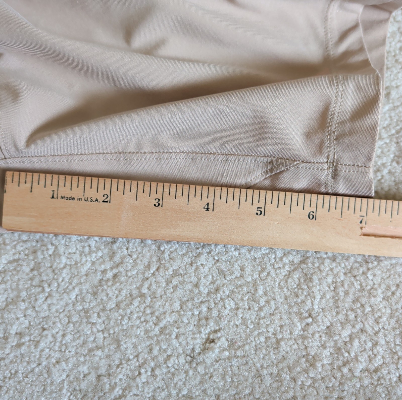 Lululemon Commission Classic Fit Shorts Mens 31 Beige Warpstreme Pockets Active