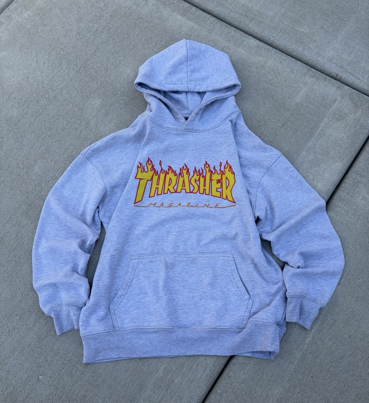 Thrasher Magazine Gray Flame Logo Graphic Pullover Hoodie Men’s Size S