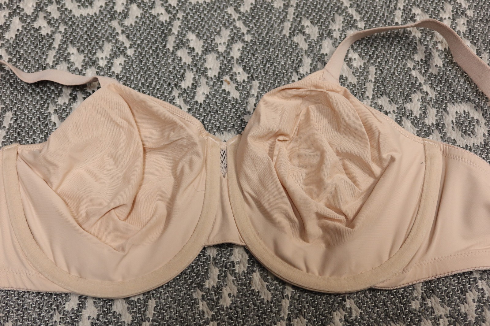 New Wacoal Wacoal Keep Your Cool Underwire Bra – Size 34G – Sand – # 855378