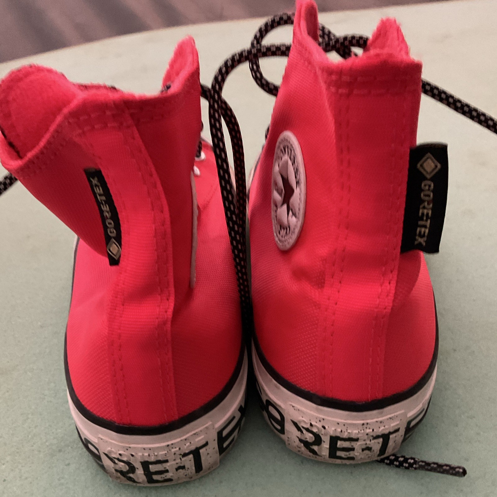 Converse Chuck Taylor All Star GORE-TEX High Top Sneakers Red Kids US 3 EU 35