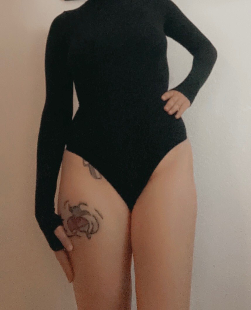 COMMANDO The Ballet Long Sleeve Turtleneck Bodysuit One Size black Style# KT03