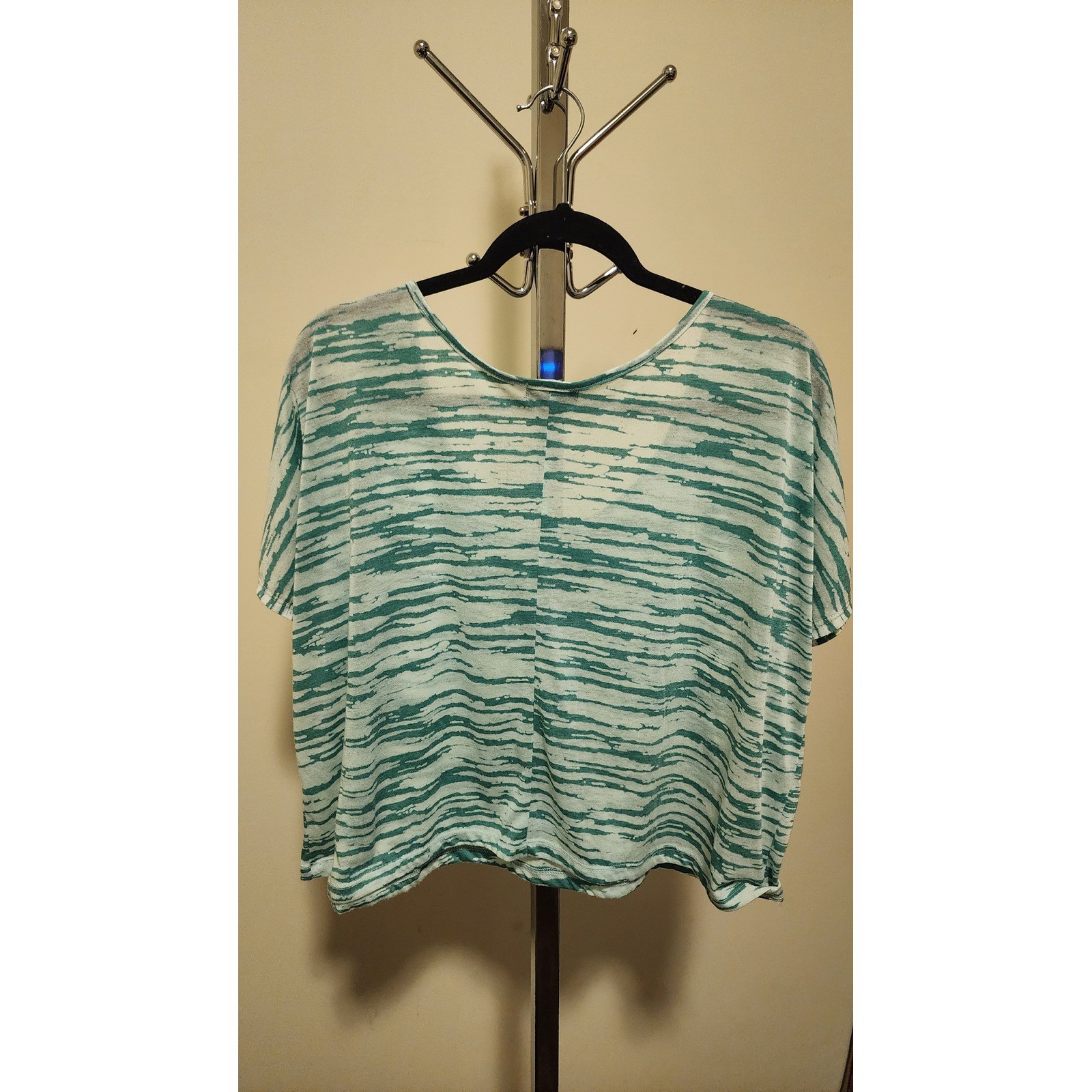 Wet Seal Womens Green White Striped Scoop Neck Crop Top Shirt Size Medium