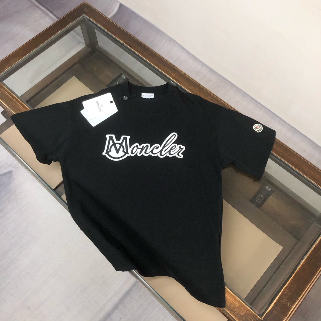 New Moncler Unisex Black Crew-Neck Short-Sleeve Cotton T-Shirt M