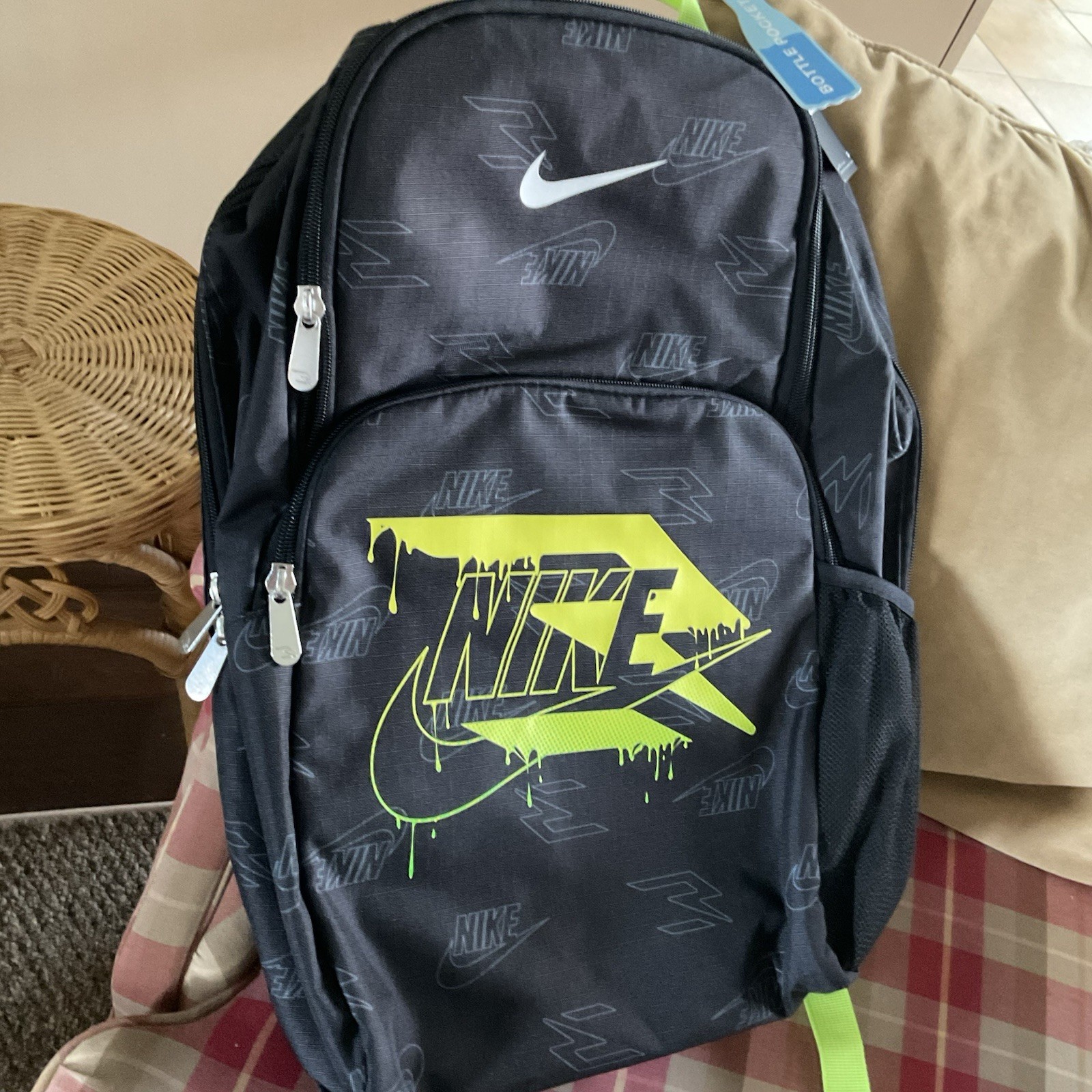 NEW Nike 3BRAND Graphic Backpack Black/Volt 30L Bottle Holder & Pockets Ret $55