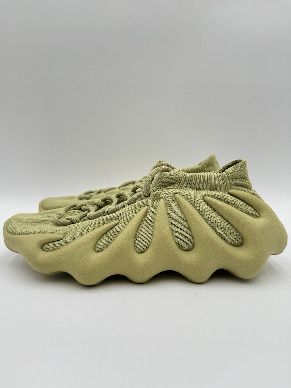 Adidas Men’s Yeezy 450 Size 10 Green Resin |GY4110|