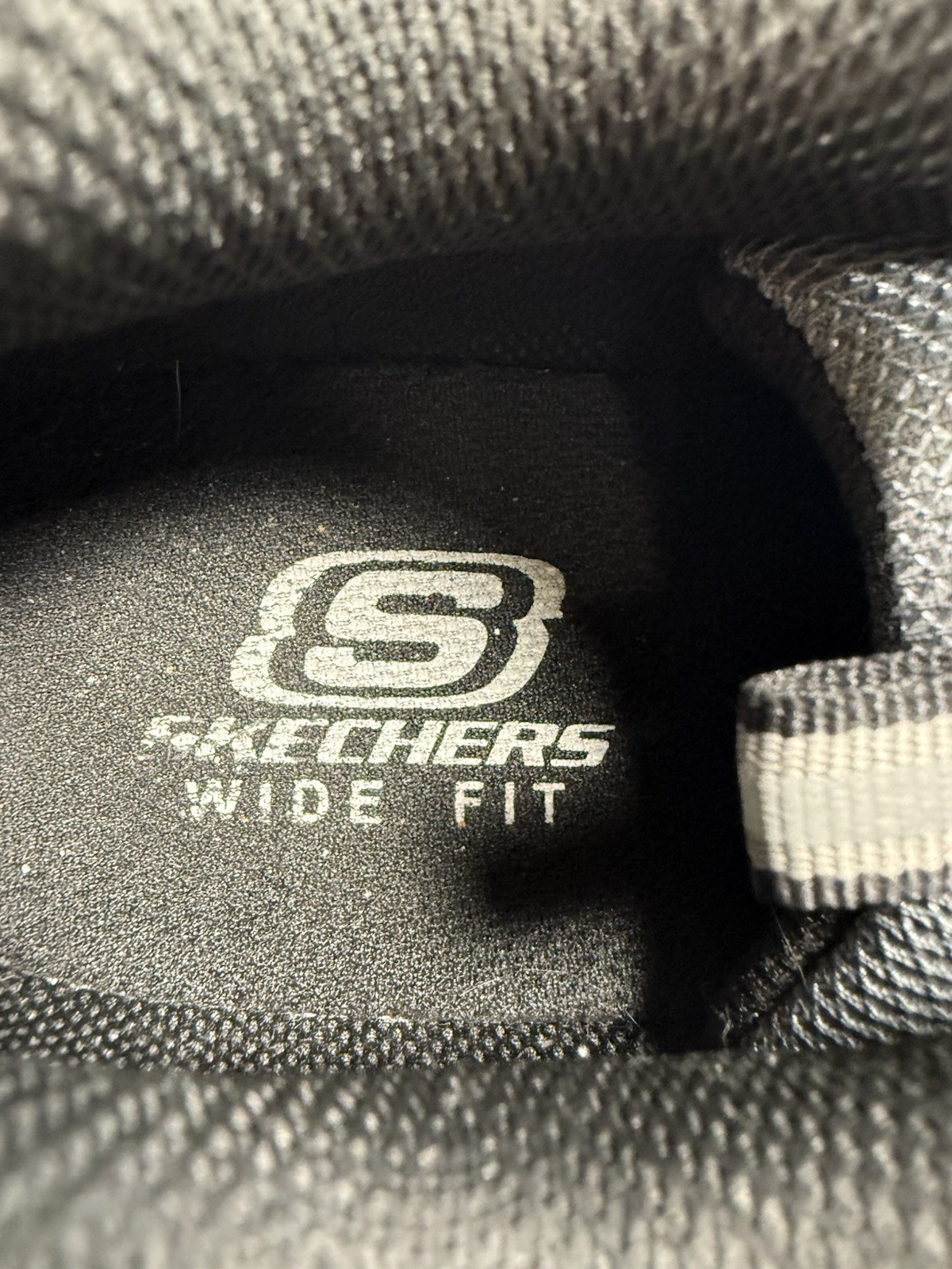 Skechers Stamina Nuovo Men Leather Walking Casual Sporty Sneakers Shoes 10