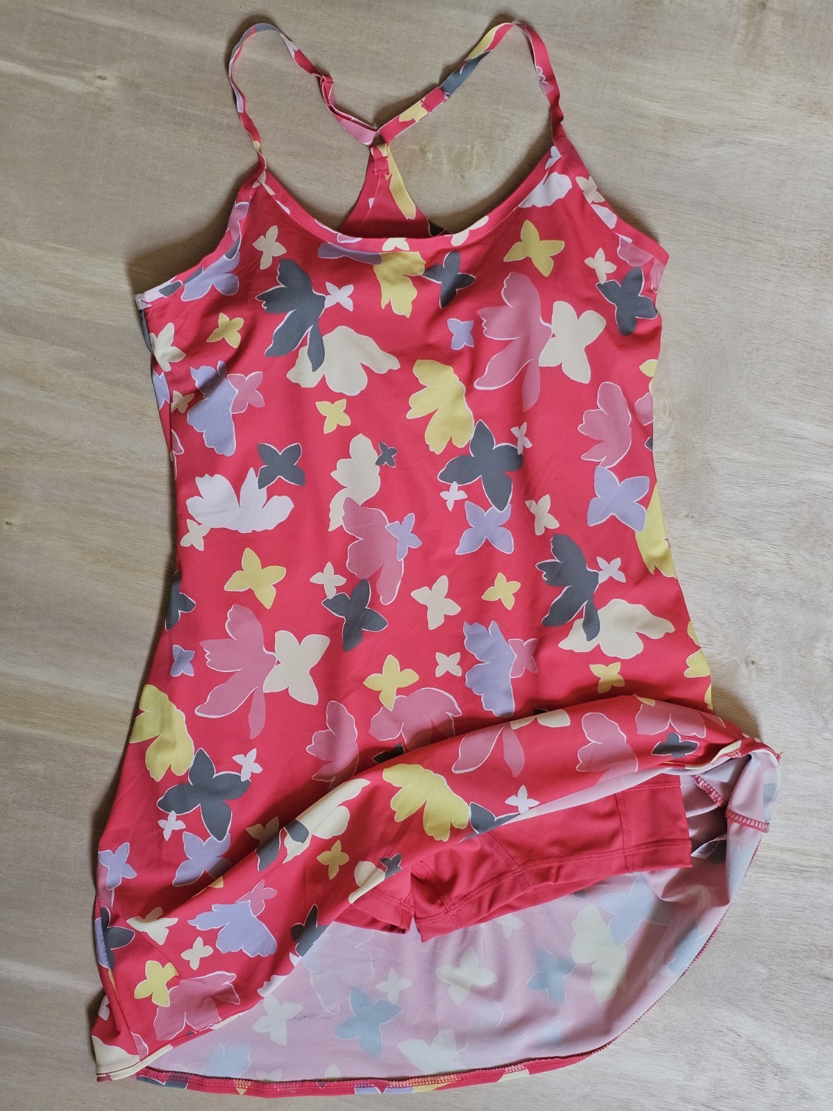 Outdoor Voices NWT Women’s Exercise Dress Size Medium Butterfly Athleisure