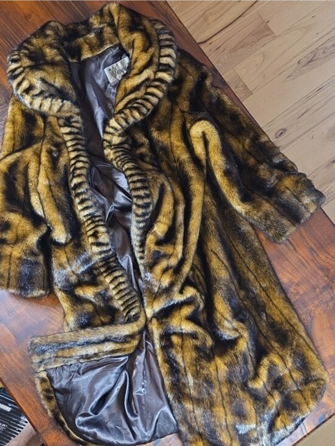 Ms. Divine Women’s XL Faux Fur Long Coat Lined,Collared Hook & Eye,VINTAGE