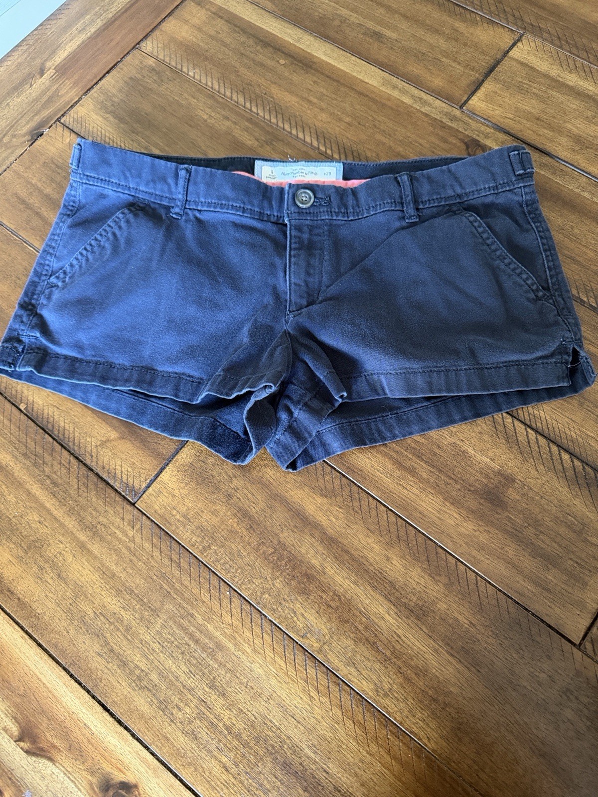 Abercrombie & Fitch Women’s Navy Chino Shorts Cotton Mid Rise W29 Size 8