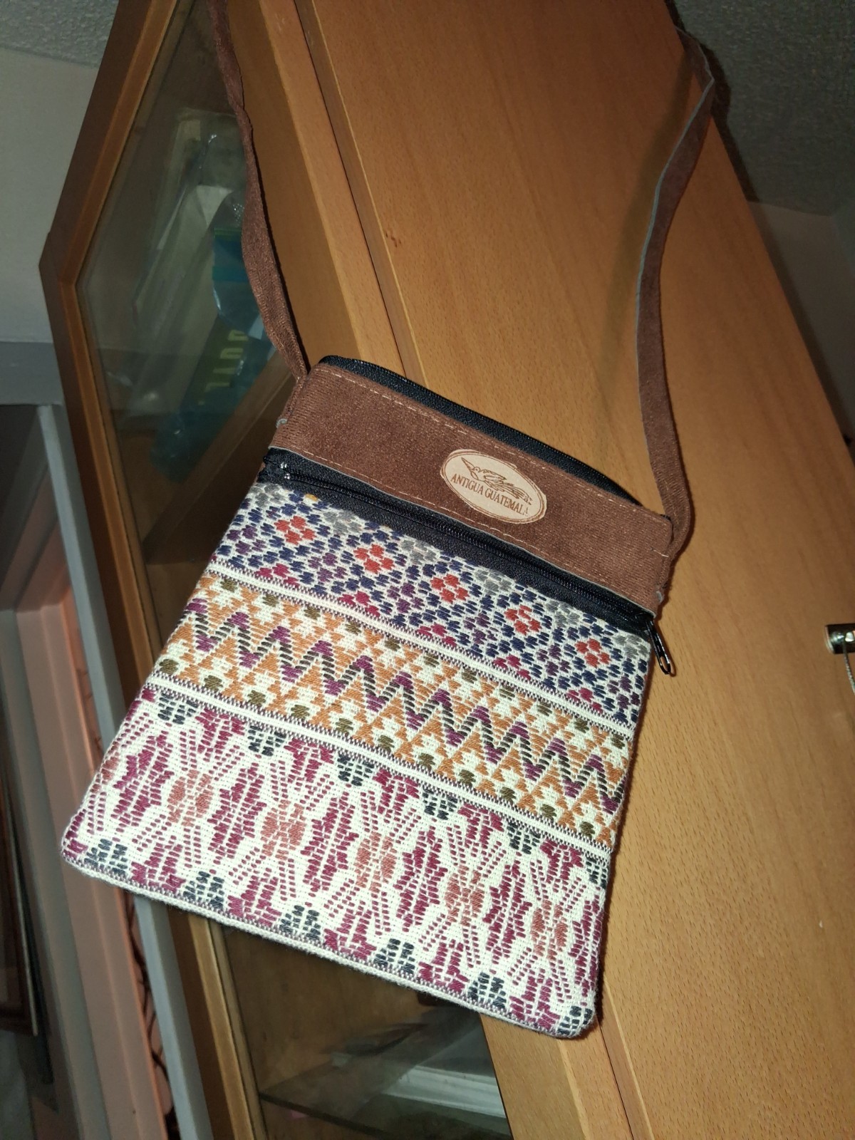 Antigua Guatemala Women Multicolor Brown Geometric Crossbody Zip Black Hardware
